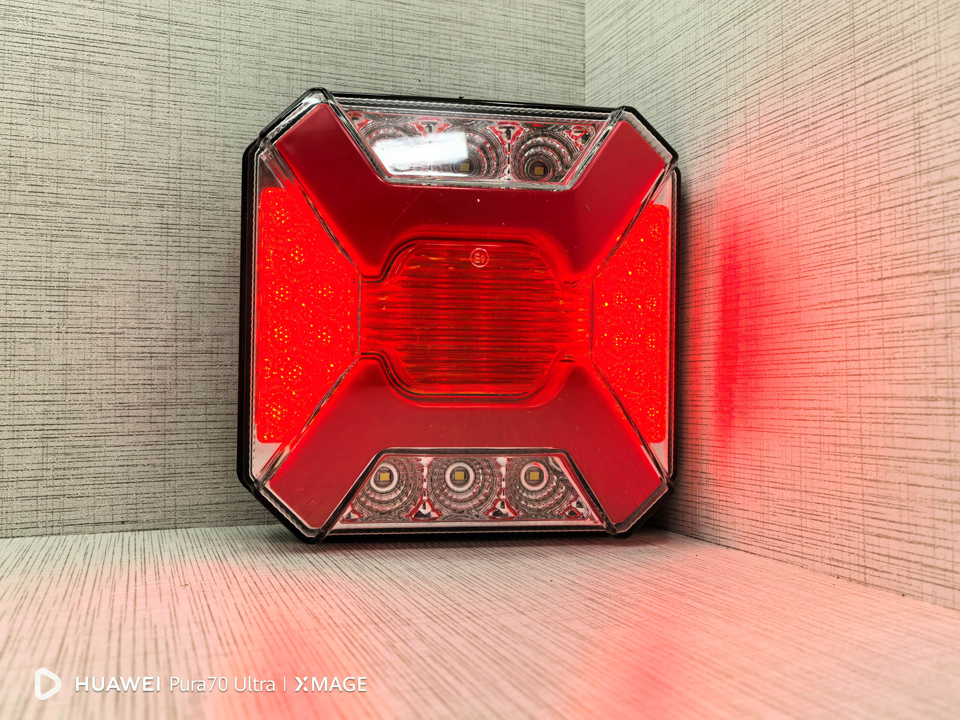 Neon LED Stop Lambası Kare Hamburger Angel Model 12-24V