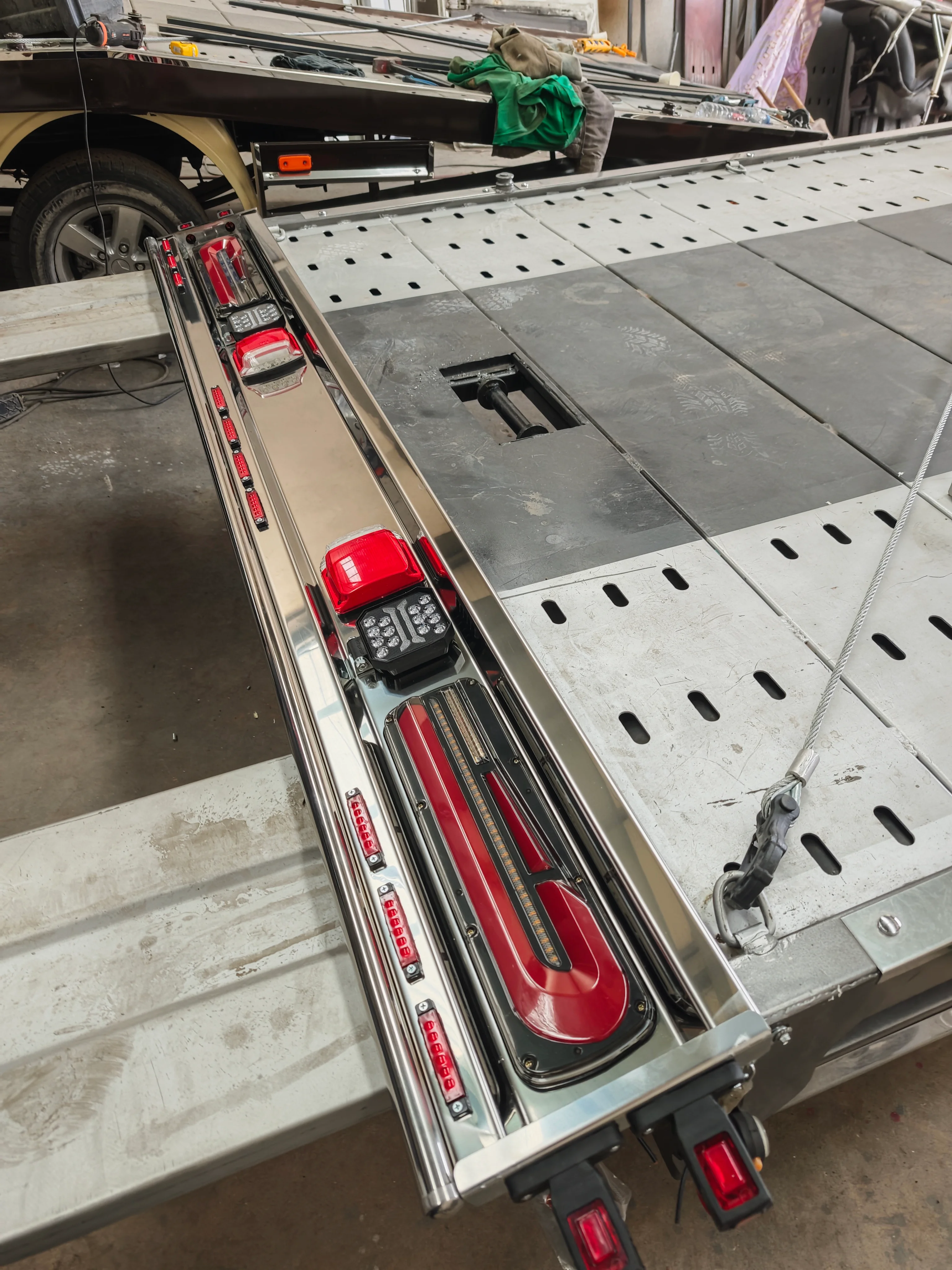 KAMYON KAMYONET DORSE TREYLER KROM TAMPON (TÜM AYDINLATMA ÜRÜNLERİ DAHİL DOLU SET, TIR VE AĞIR VASITALARA UYUMLU)