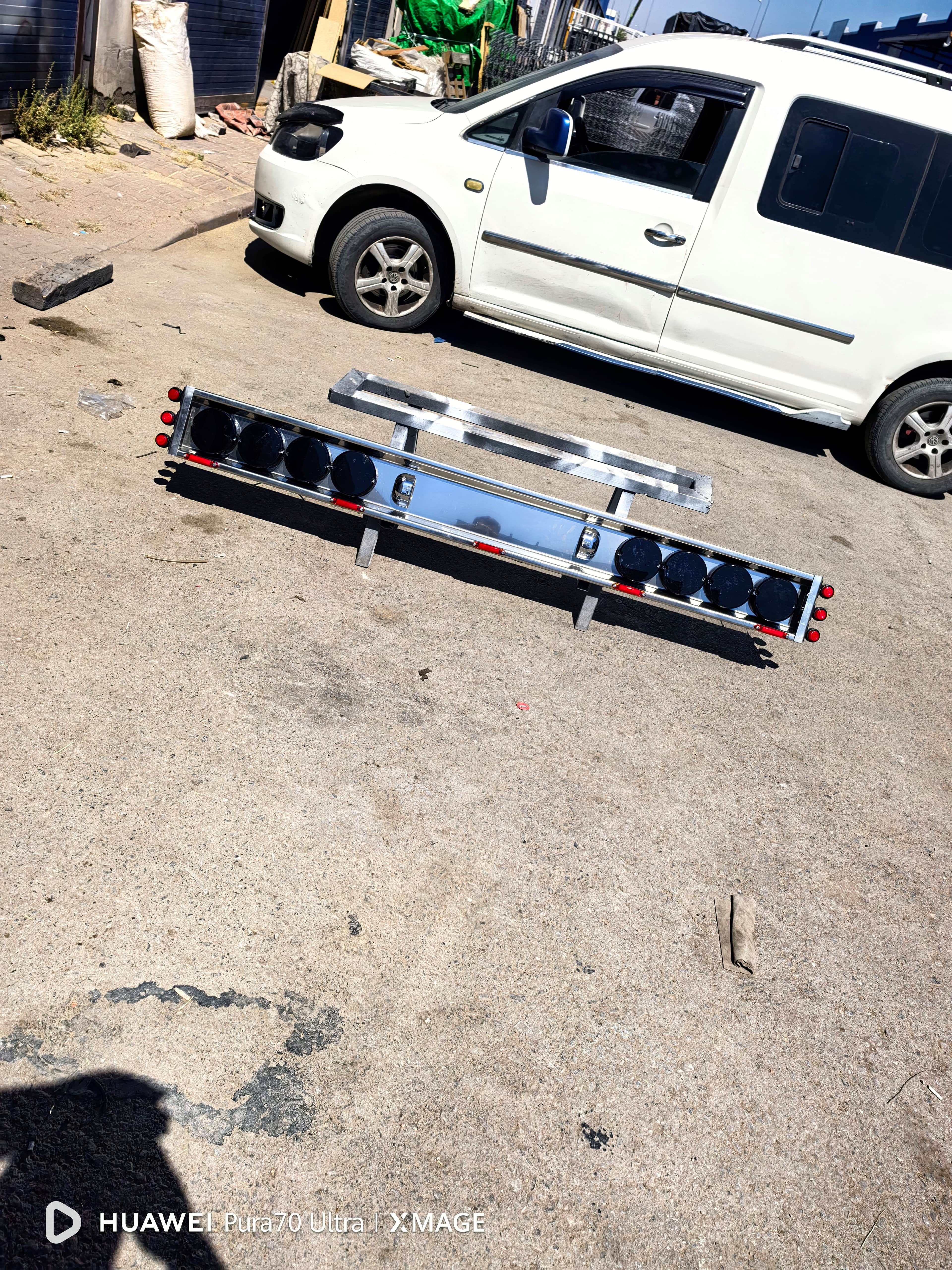 Ford Transit, Mitsubishi Fuso, Canter, Iveco Daily, Isuzu N-Wide, NPR Serisi Uyumlu Krom Tampon (Dolu Set Tüm Aydınlatma Ürünleri Dahil)