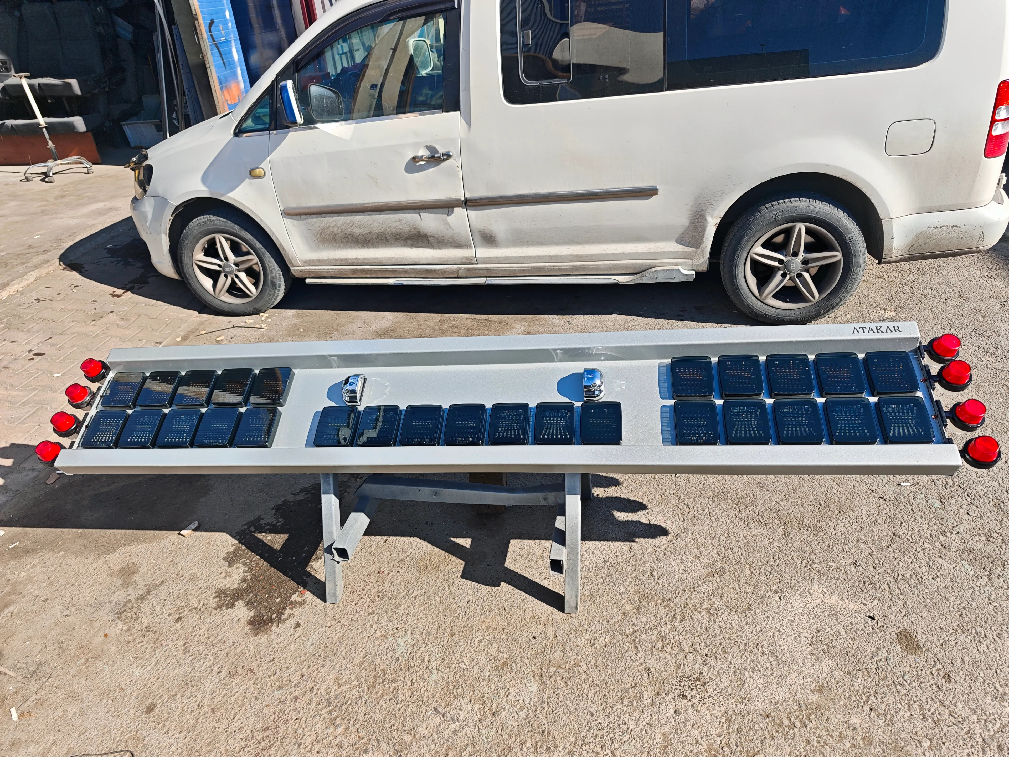 Hollanda Stili Tampon Gümüş Gri Renk (Tüm Aydınlatma Ürünleri Dahil ''Stop Lambaları Notto Markalıdır'')