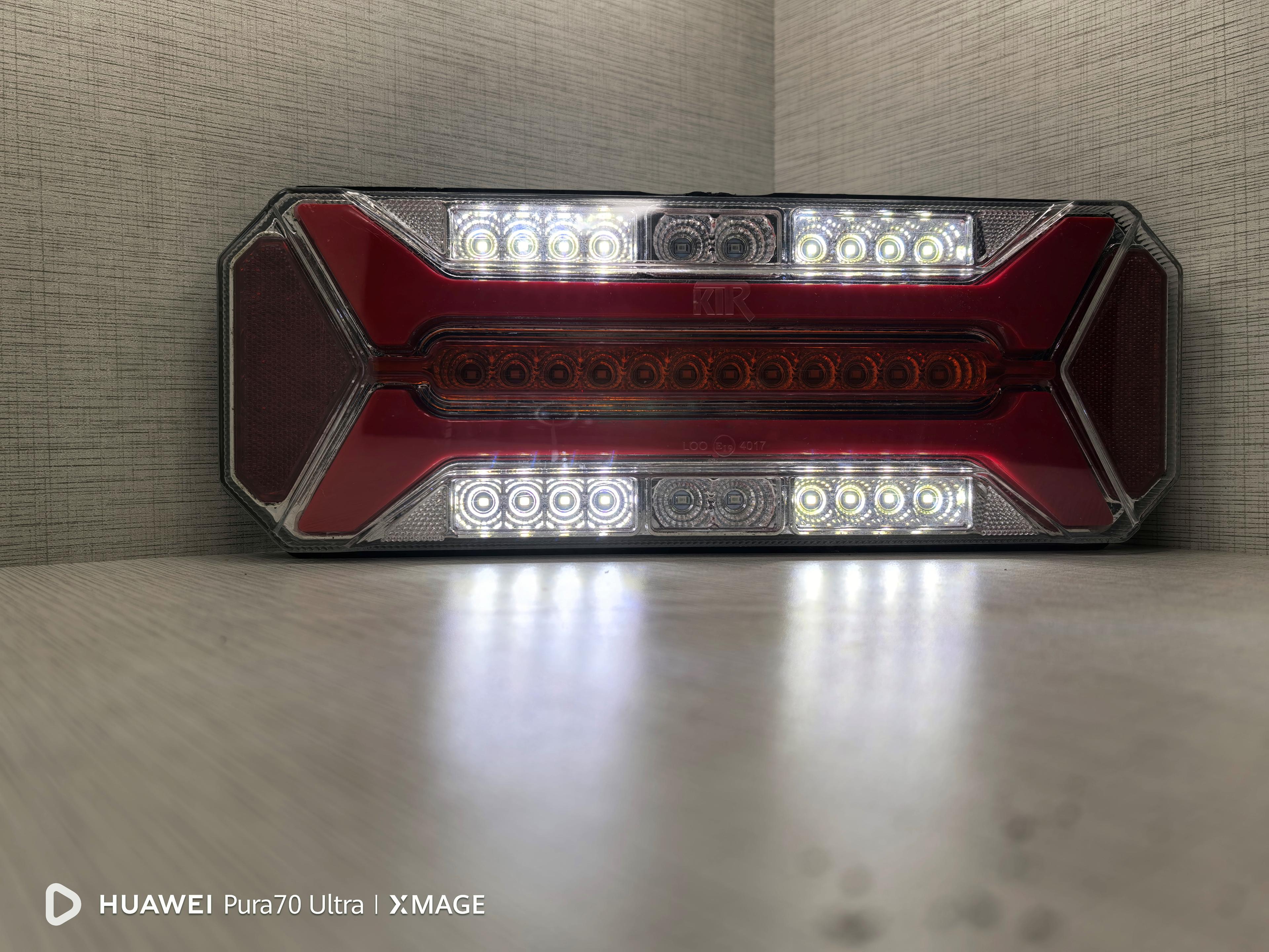 Neon Led Stop Lambası Angel Model Büyük Akar Sinyalli 12-24V