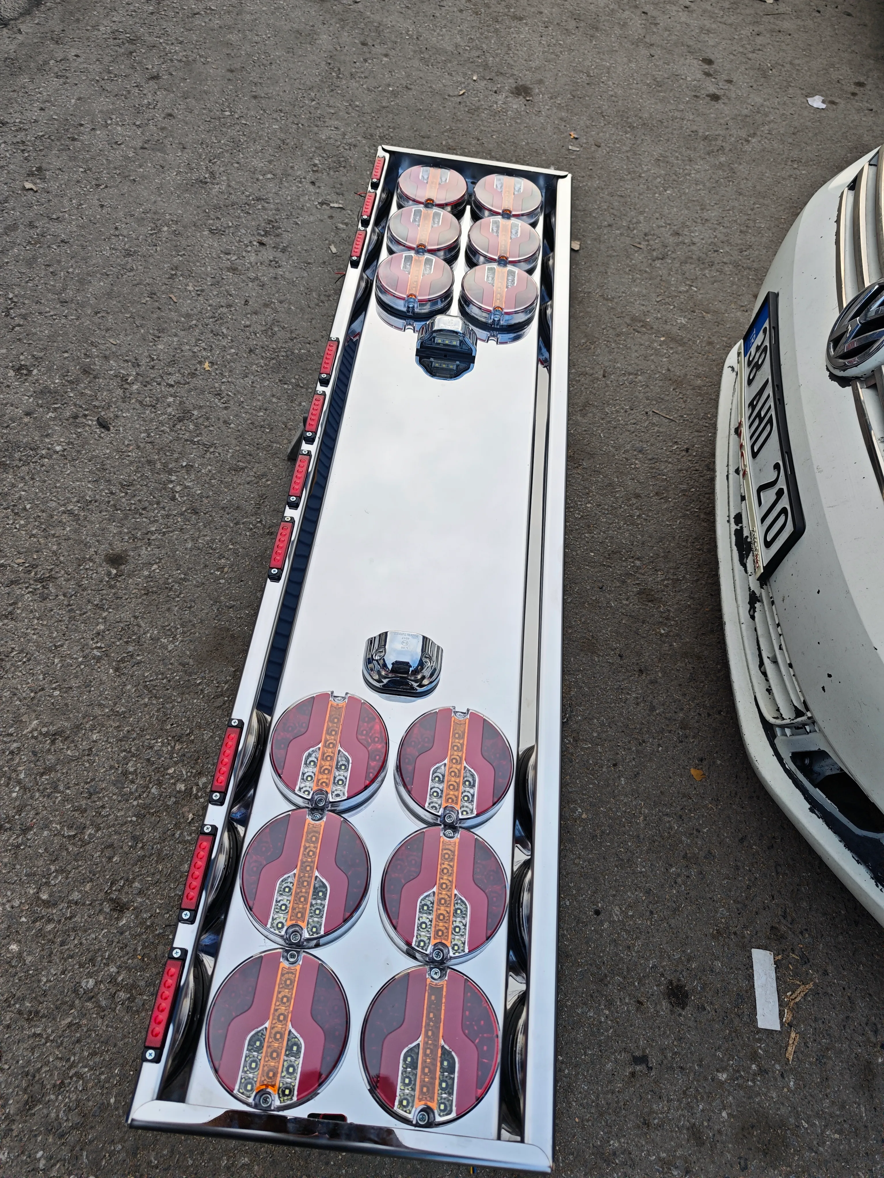 Hyundai H100 - Kia K2500 - Mitsubishi L300 Uyumlu Çiftli Krom Tampon (Tüm Aydınlatma Ürünleri Dahil)