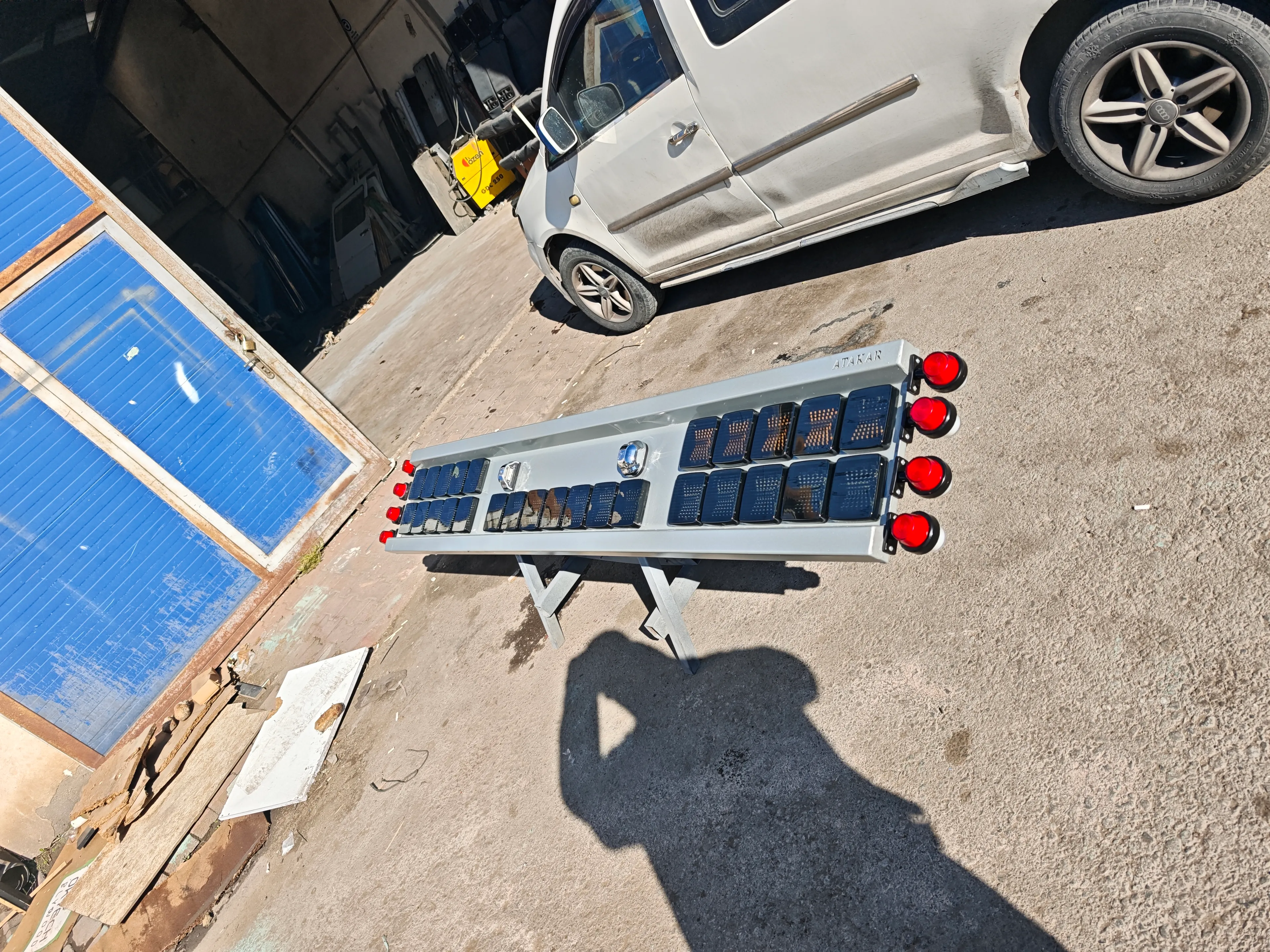 Hollanda Stili Tampon Gümüş Gri Renk (Tüm Aydınlatma Ürünleri Dahil ''Stop Lambaları Notto Markalıdır'')