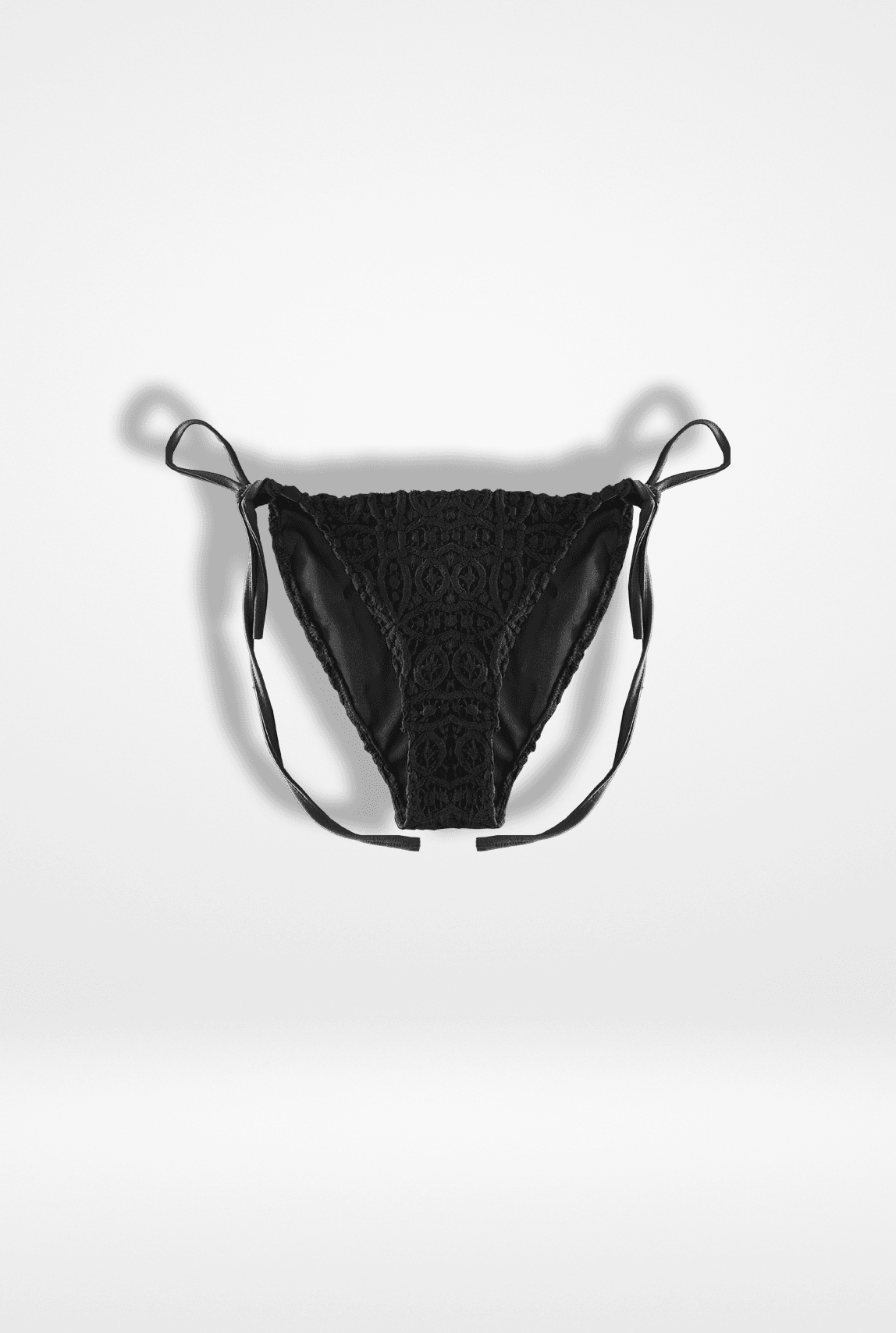Siyah Dantel Bağcıklı Bikini Altı