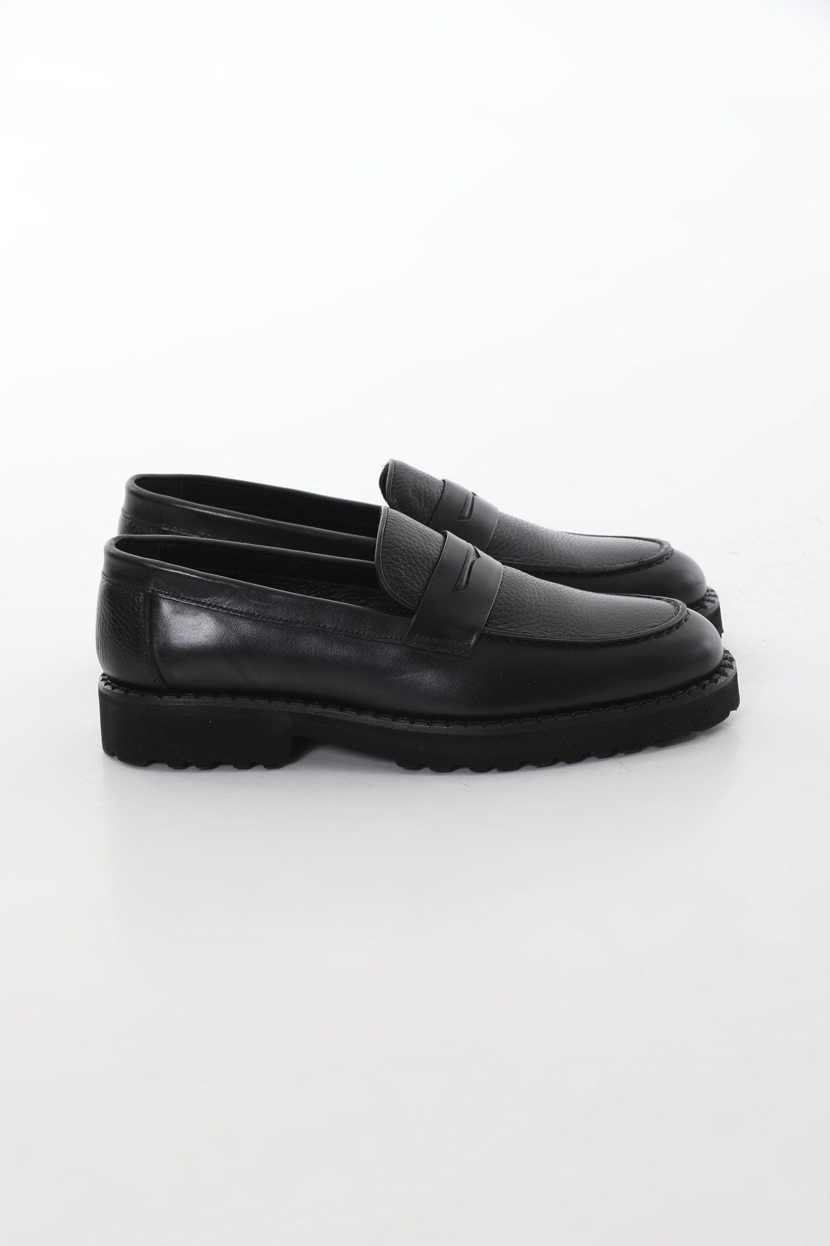 FLOATER LEATHER SPECIAL SOLE CASUAL - Black