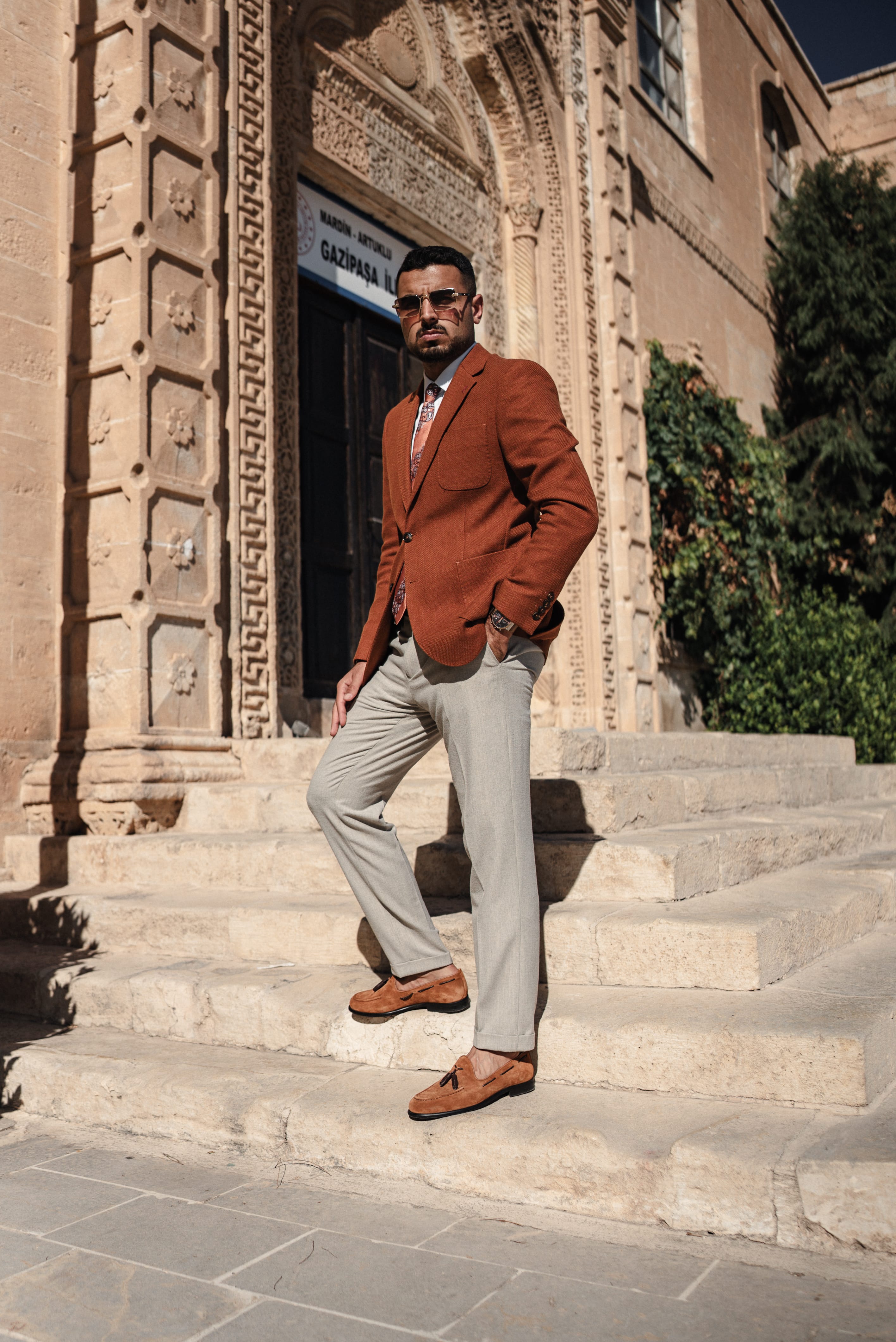 Klass Model Püskül Detaylı Süet Deri Loafer Ayakkabı - TABA