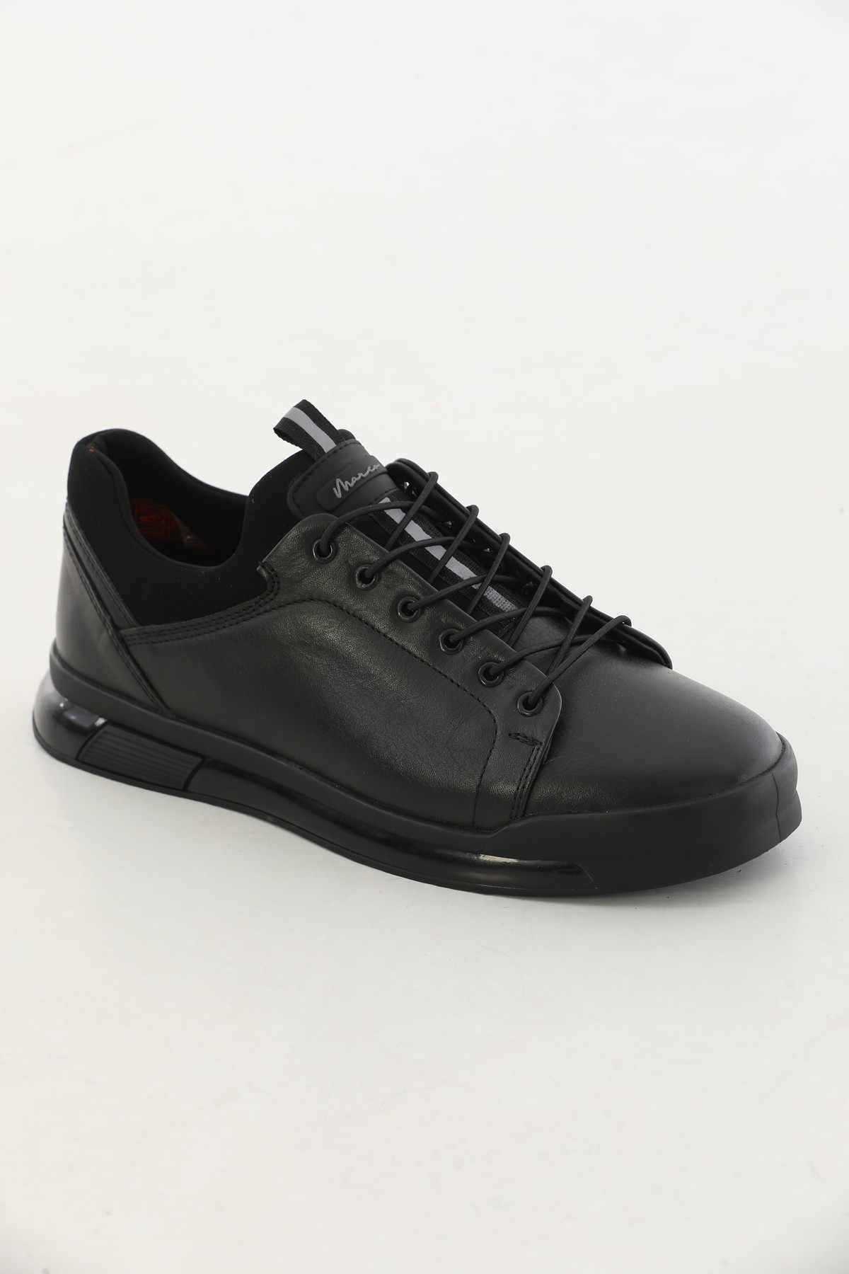 ITALIAN SOLE GENUINE LEATHER SNEAKERS