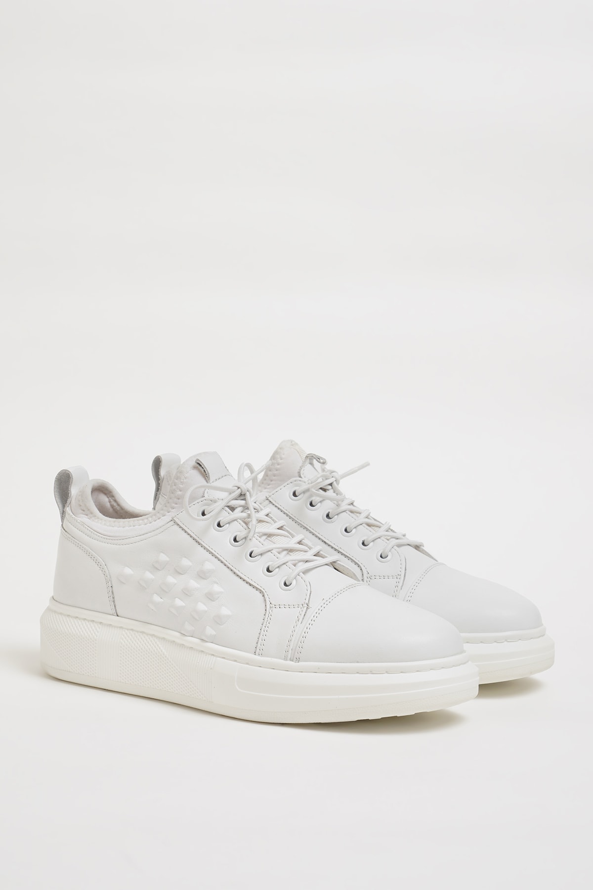 Nikolas Model İthal Taban Hakiki Deri Sneaker Ayakkabı - BEYAZ