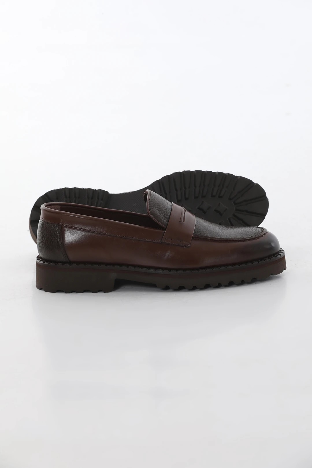 FLOATER LEATHER SPECIAL SOLE CASUAL