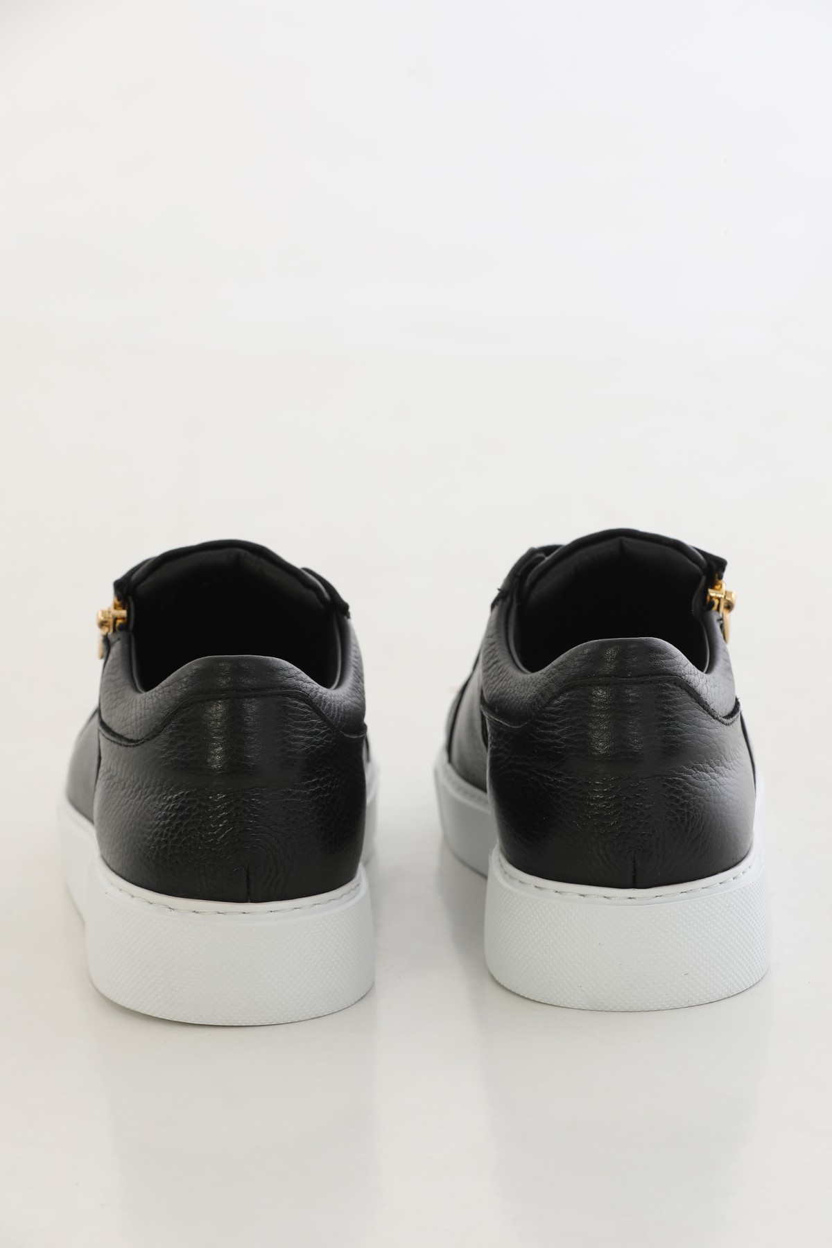 EVA SOLE ZIPPER DETAILED SNEAKER