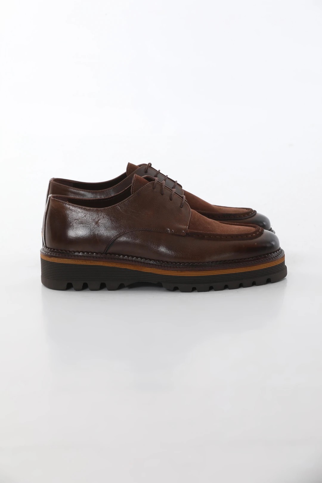 Special Sole Casual Shoes - Coffee