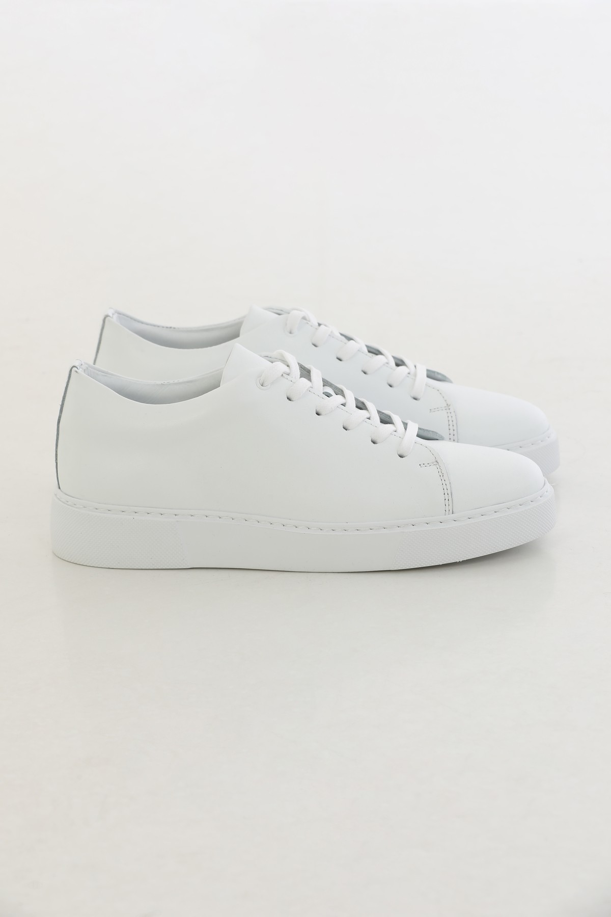 EVA SOLE GENUINE LEATHER SNEAKER - white