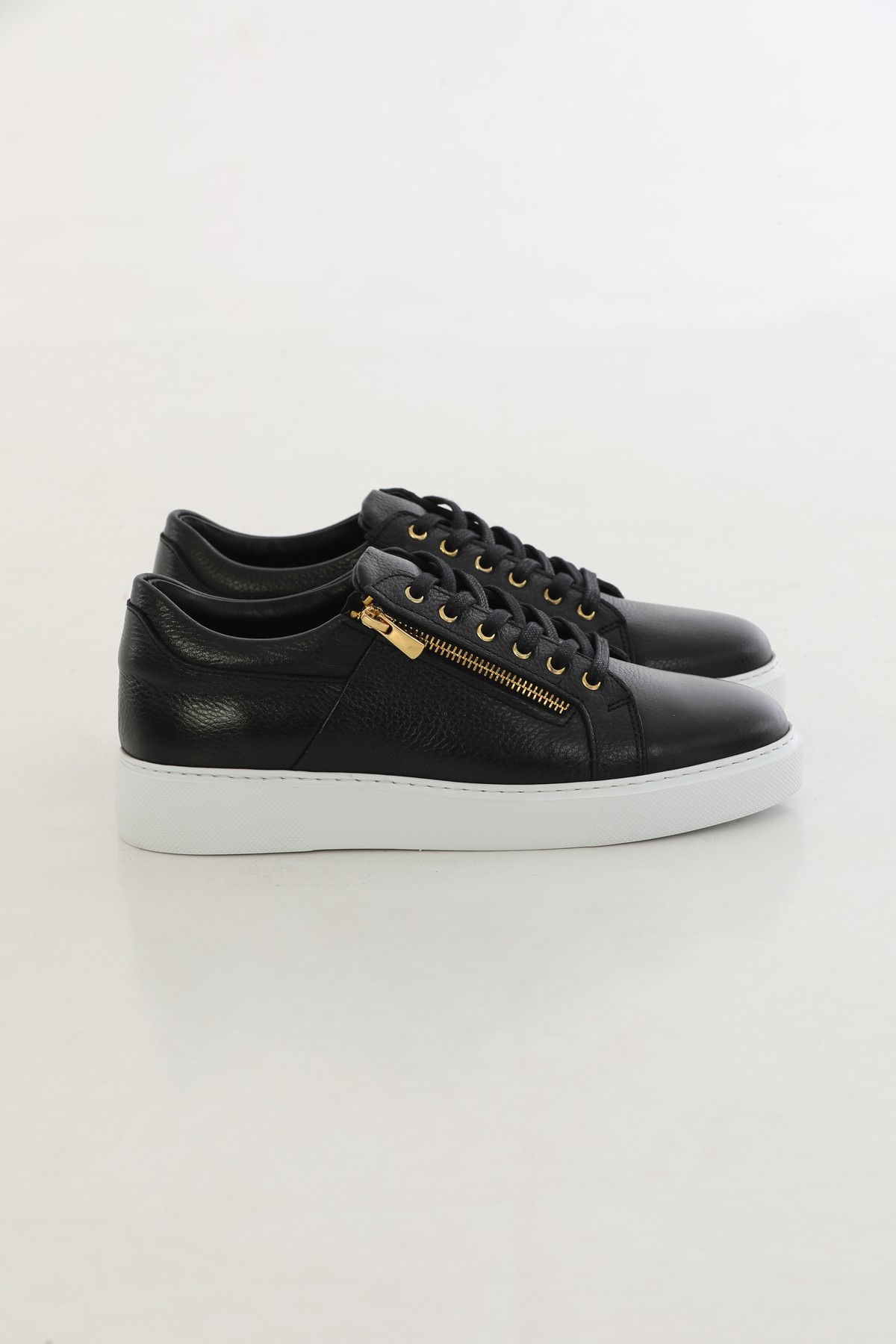 EVA SOLE ZIPPER DETAILED SNEAKER - Black
