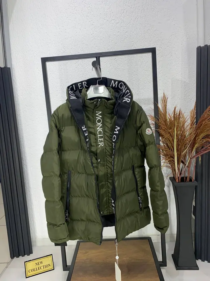 Moncler Su Ve Rüzgar Geçirmez Kapüşonlu Mont - Yeşil