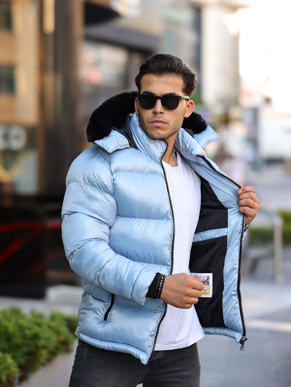 Moncler Su Ve Rüzgar Geçirmez Kapüşonlu Mont