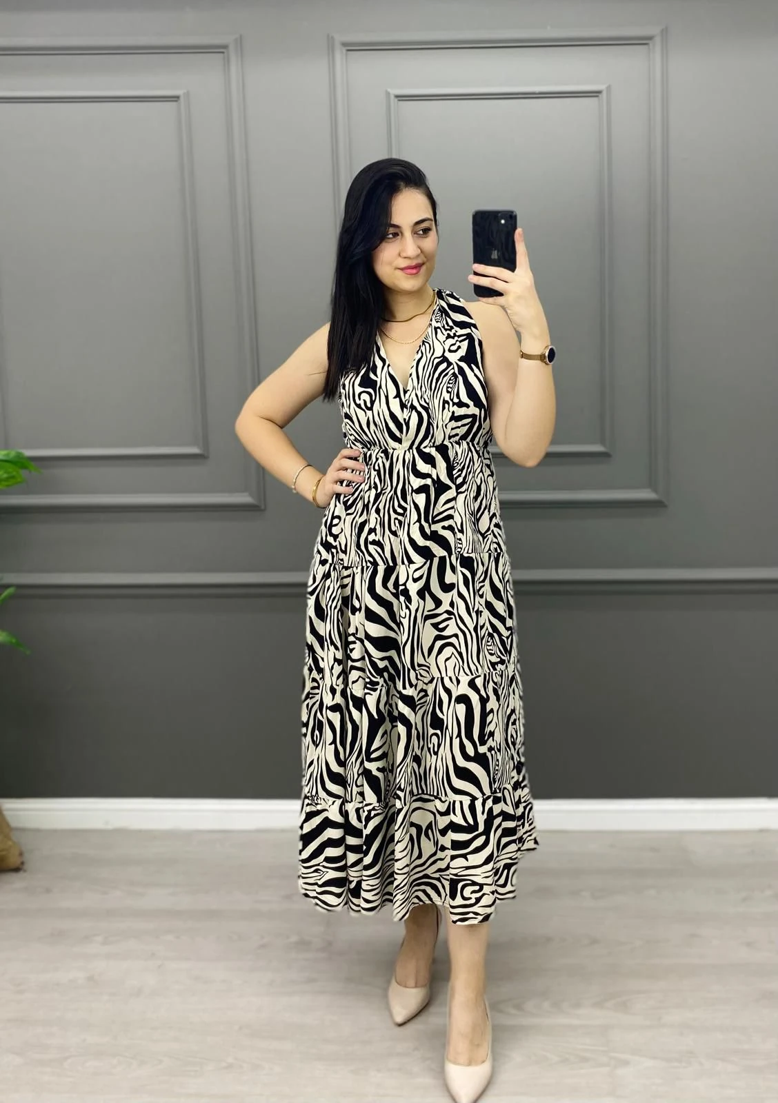 Sırt Detaylı Viskon Elbise