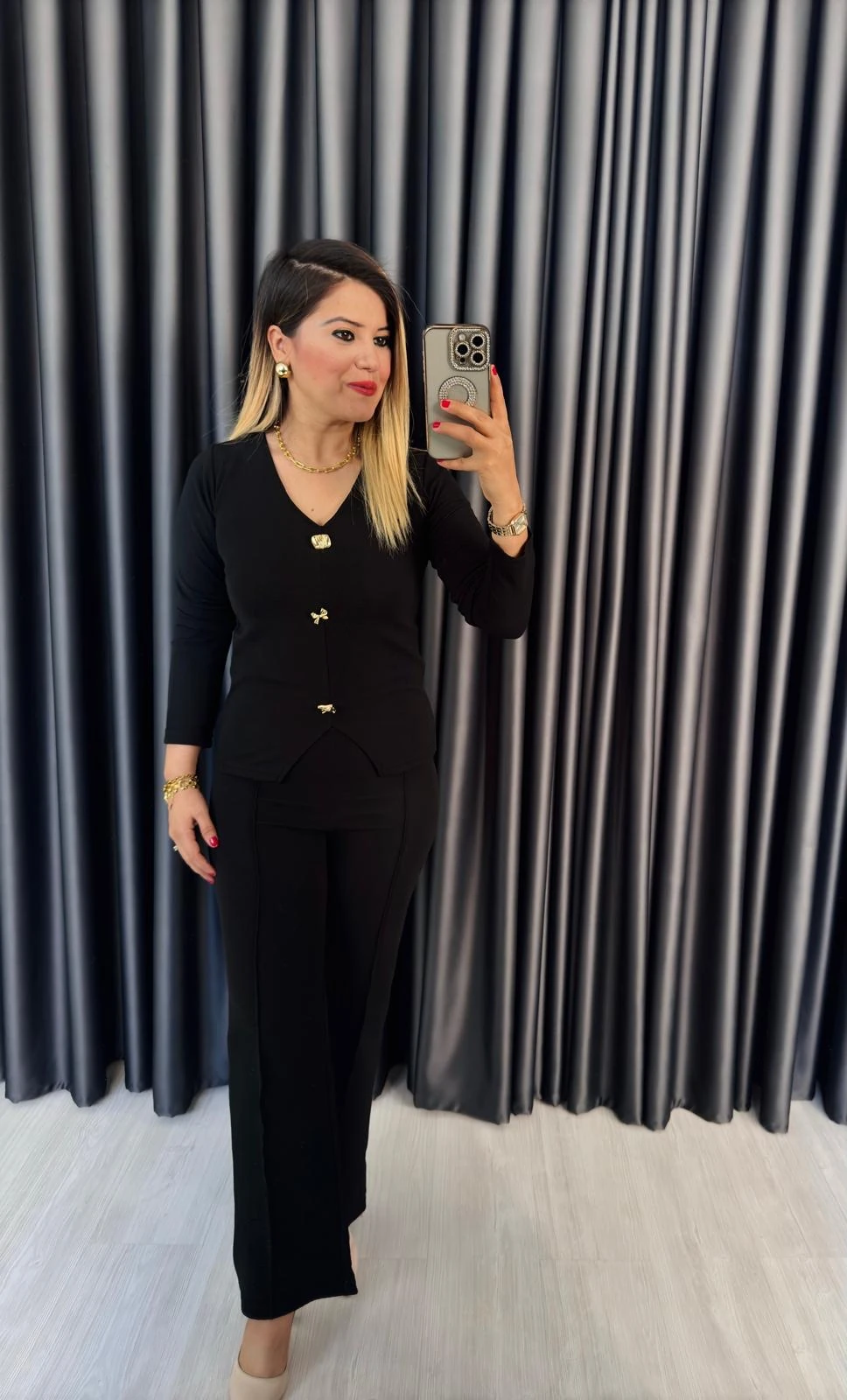 LORA GOLD DÜĞMELİ TAKIM