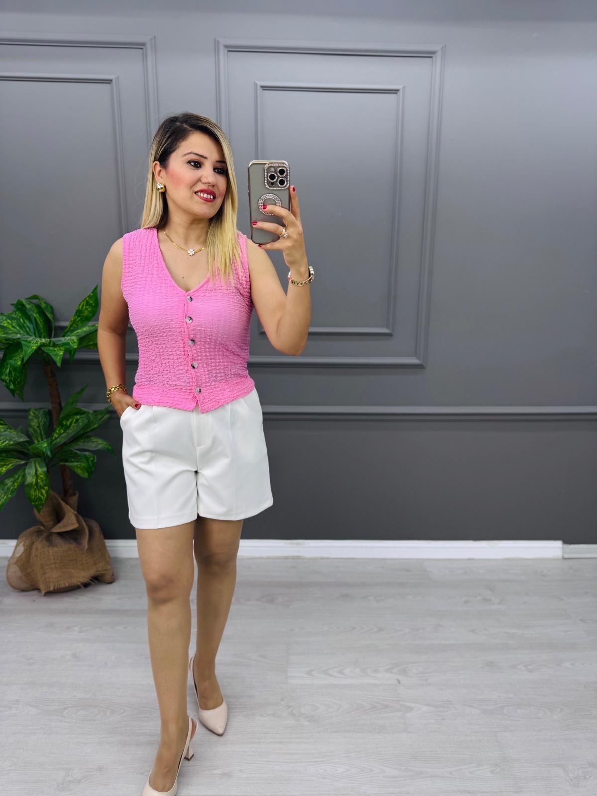 Düğmeli Gofre Yelek