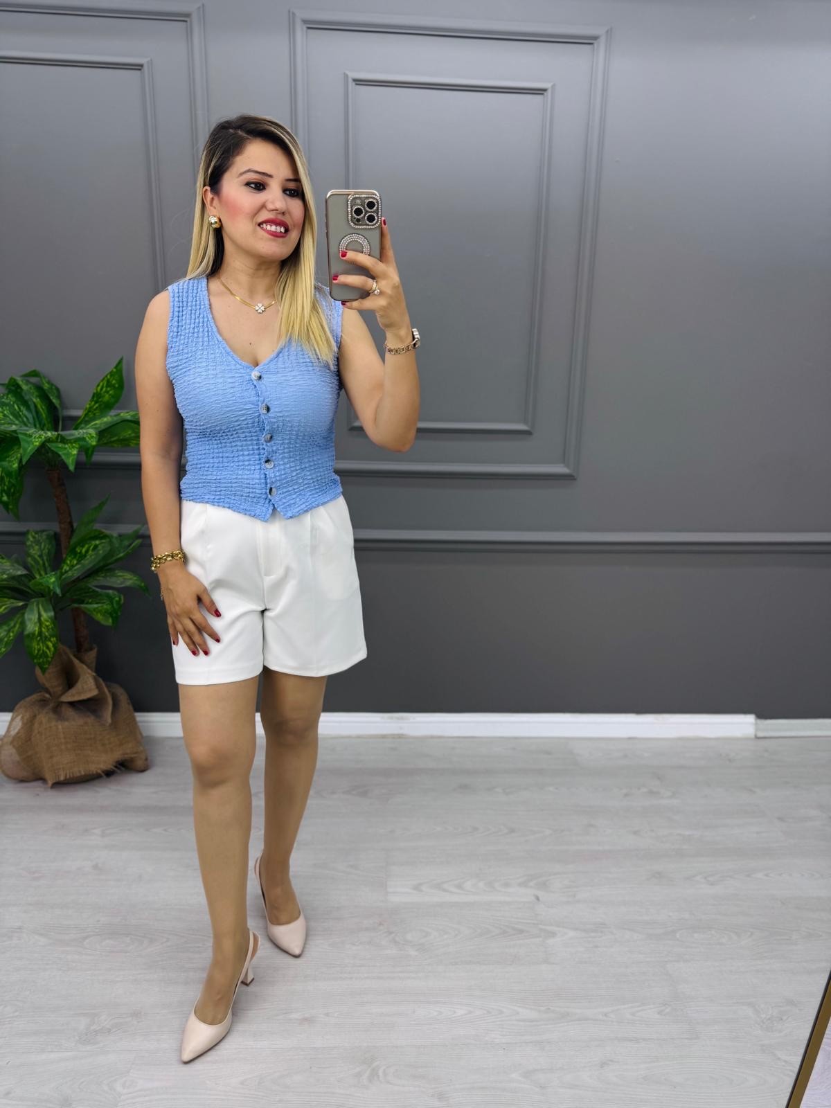 Düğmeli Gofre Yelek