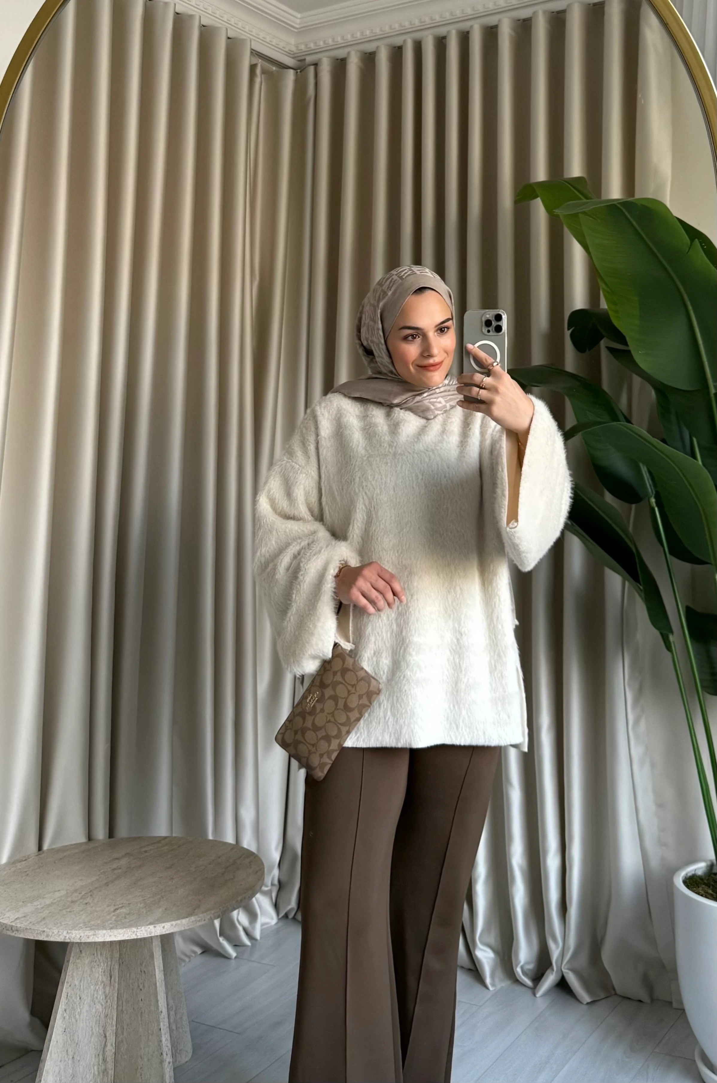 Oversize Yumoş Kazak - Krem