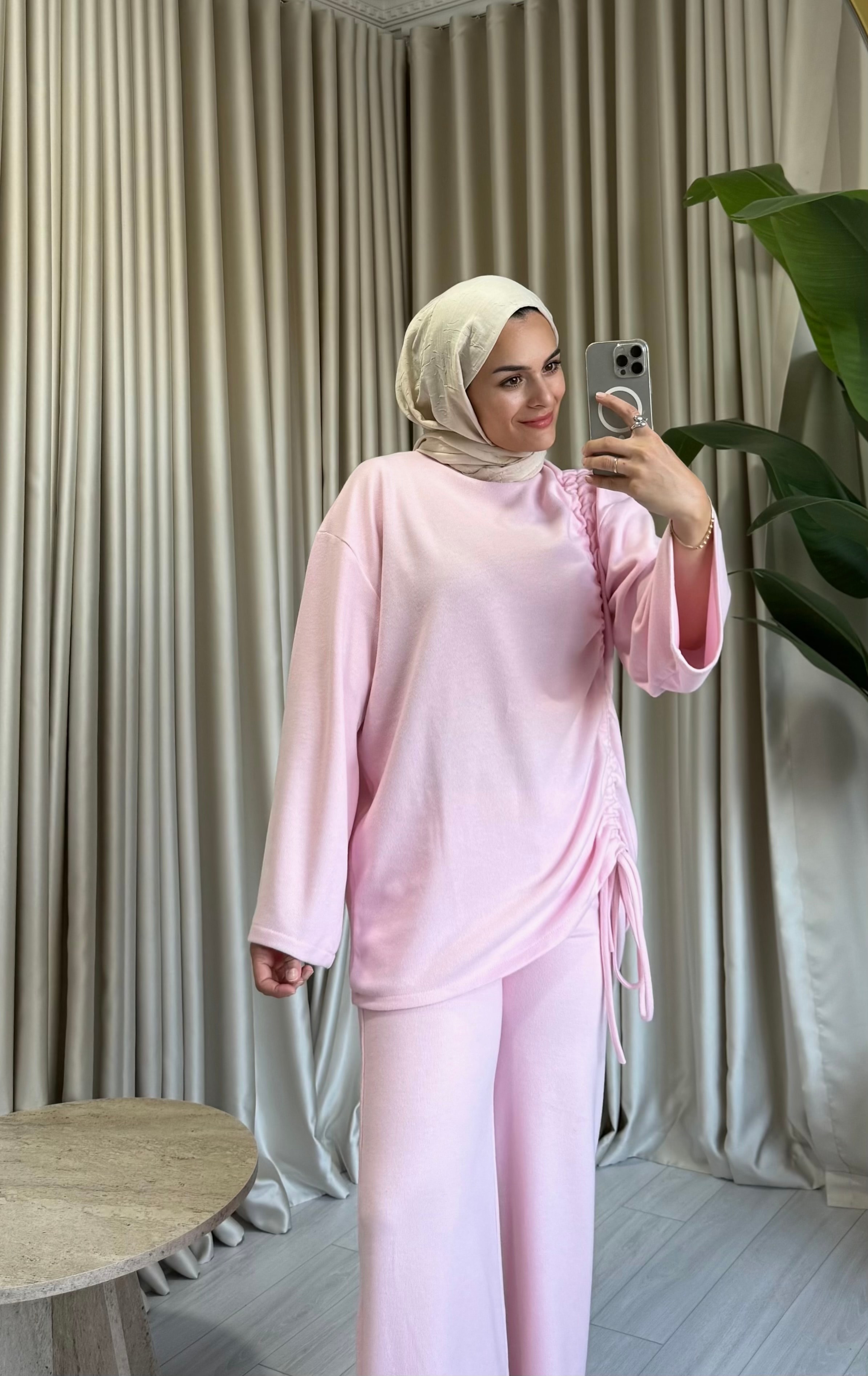 Bluzu Yandan Biyeli Takım 