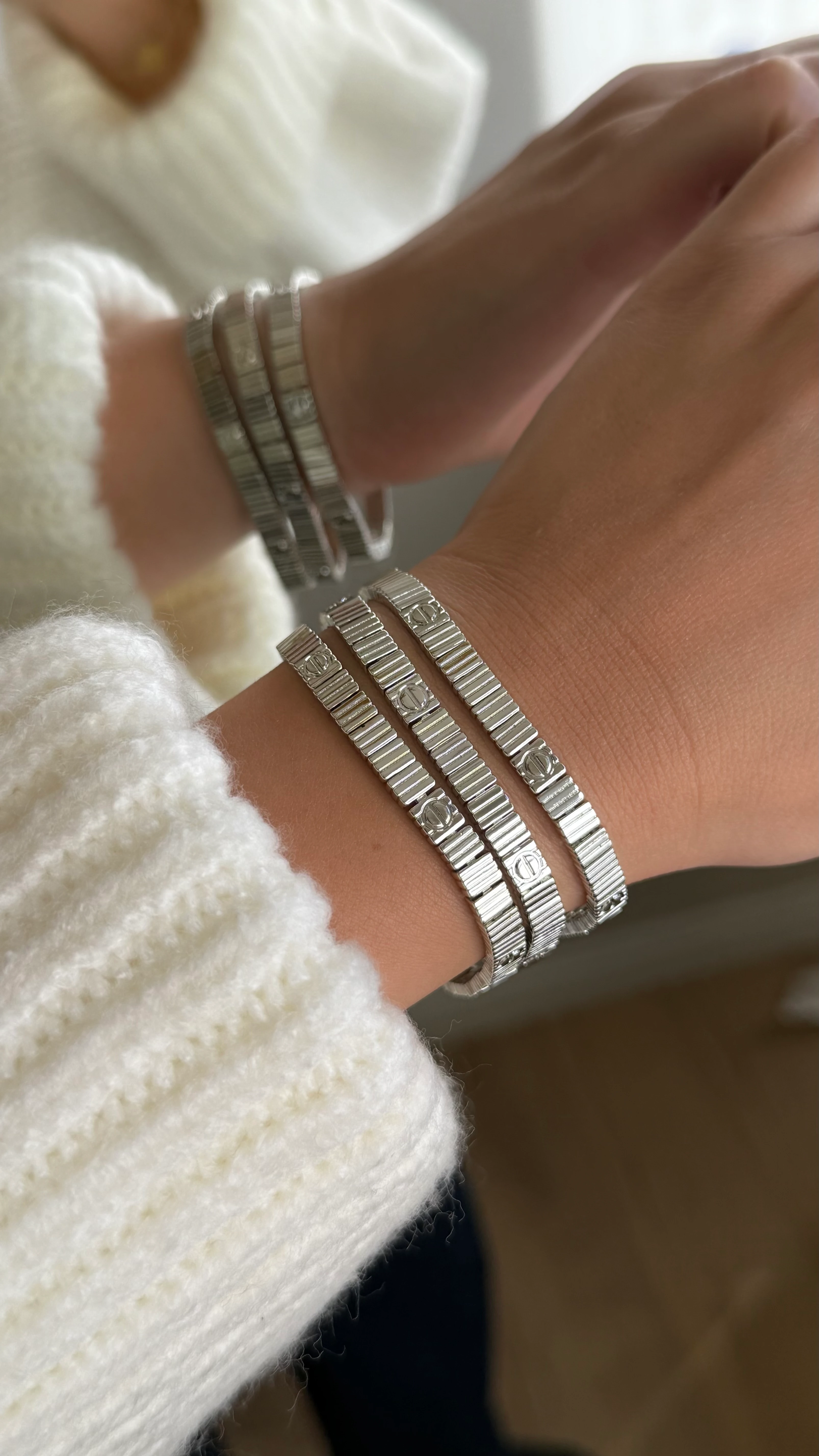 Love Serisi Gümüş renk bileklik