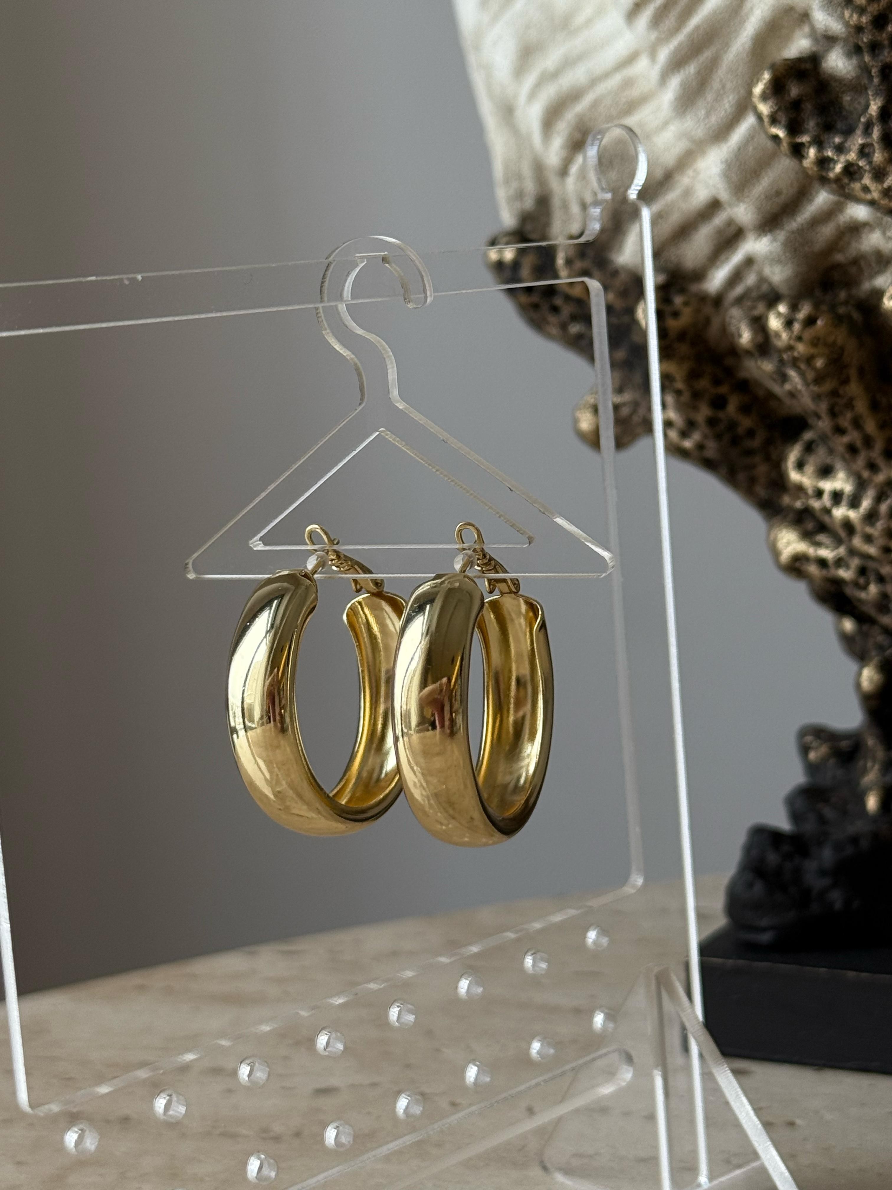 Halka Model Gold Küpe