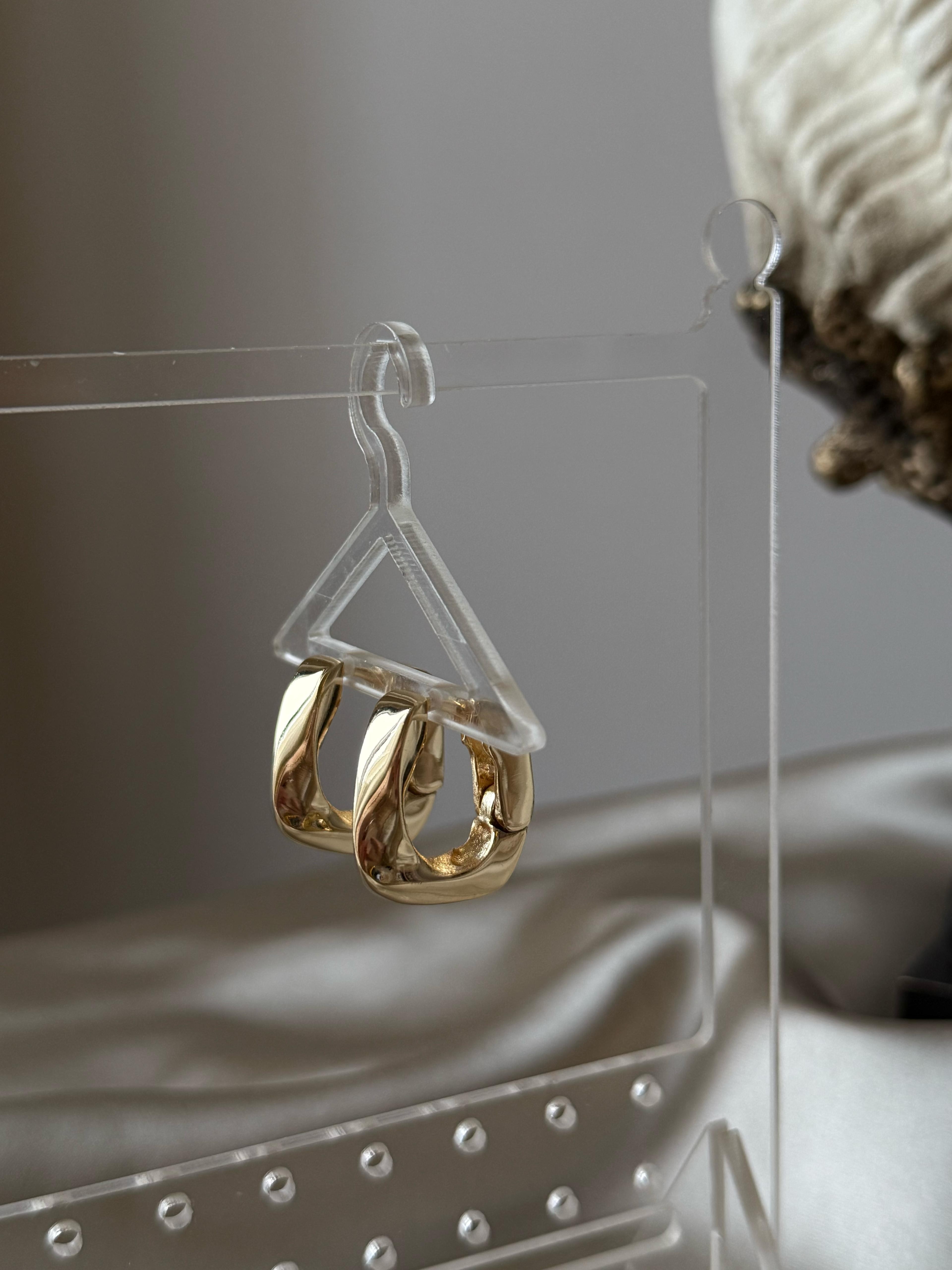 Oval Halka Model Küpe