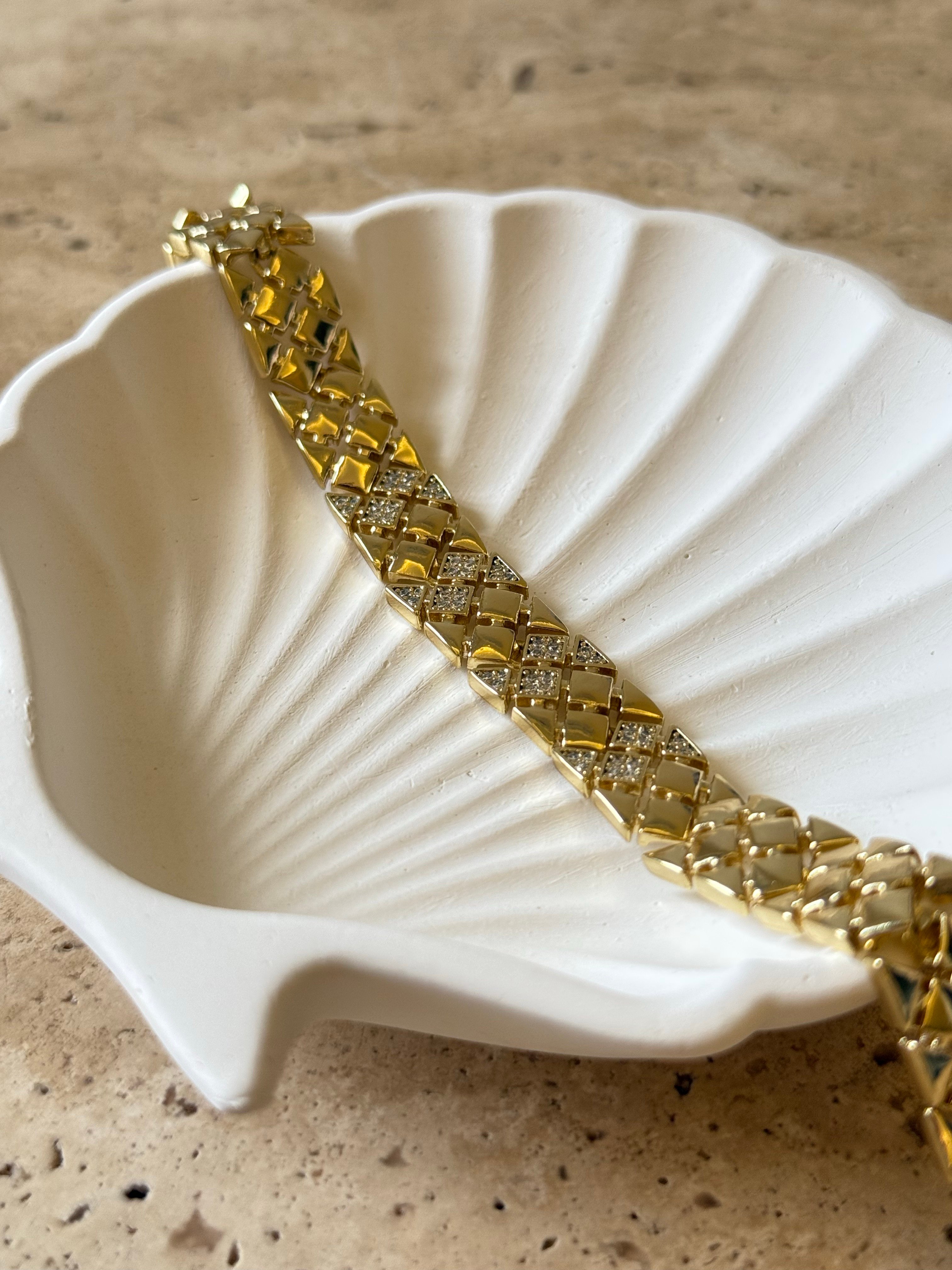 Baklava model bileklik