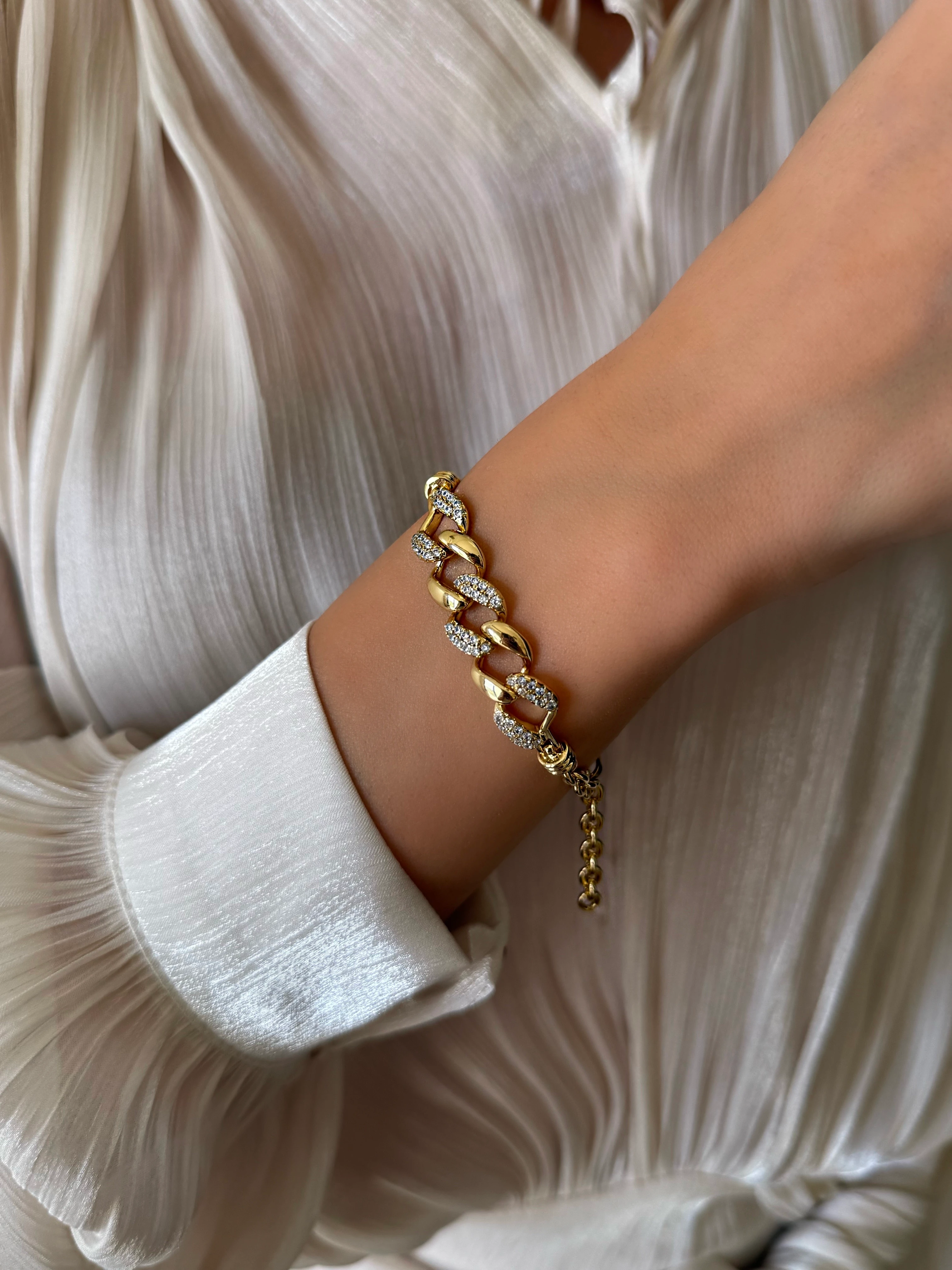 Taşlı zincir bileklik 