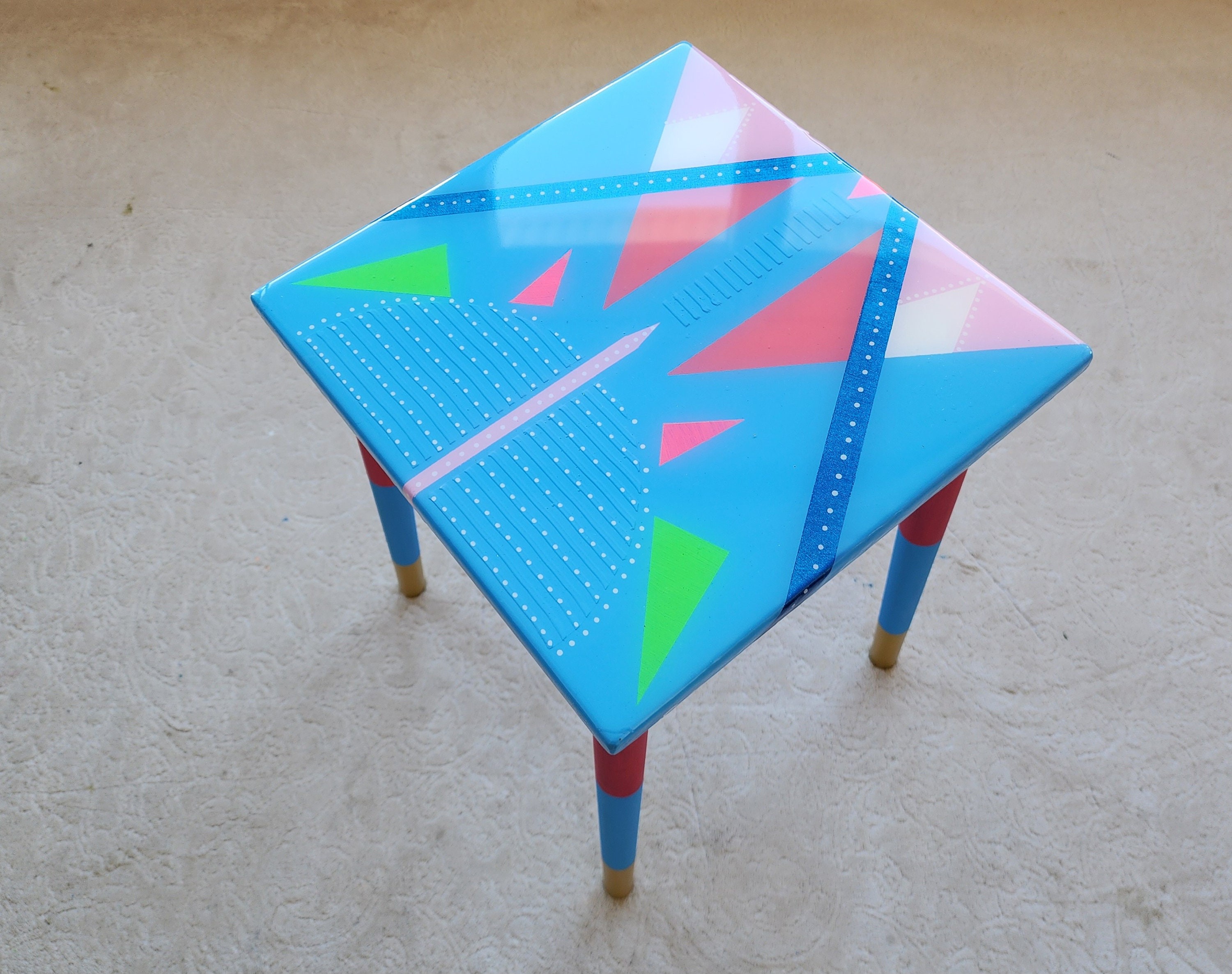 Small Wooden Abstract Resin Cool Side Coffee Table,Blue Modern Bedside Living Room Entryway End Colorful Handmade Funky Boho Epoxy Art Table