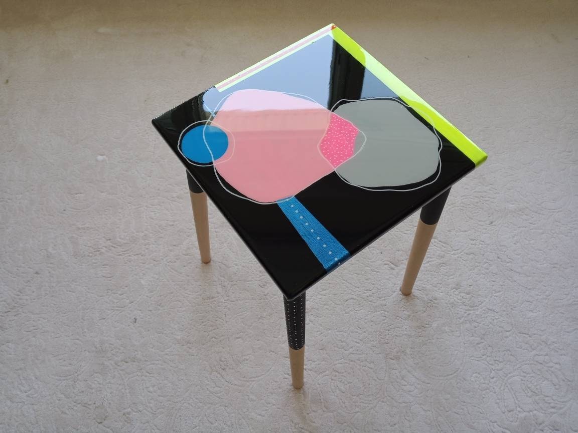 Abstract Colorful Pop Art Side End Resin Coffee Table, Modern Unique Artistic Unusual Contemporary Design Black Pink Stylish Epoxy Table