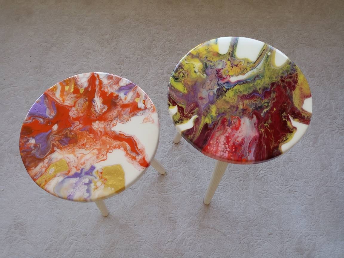Round Small Abstract Colorful Resin Side Coffee Tables, Unique Cool Boho Bedside Living Room Entryway Wooden Center End Sofa Art Tables