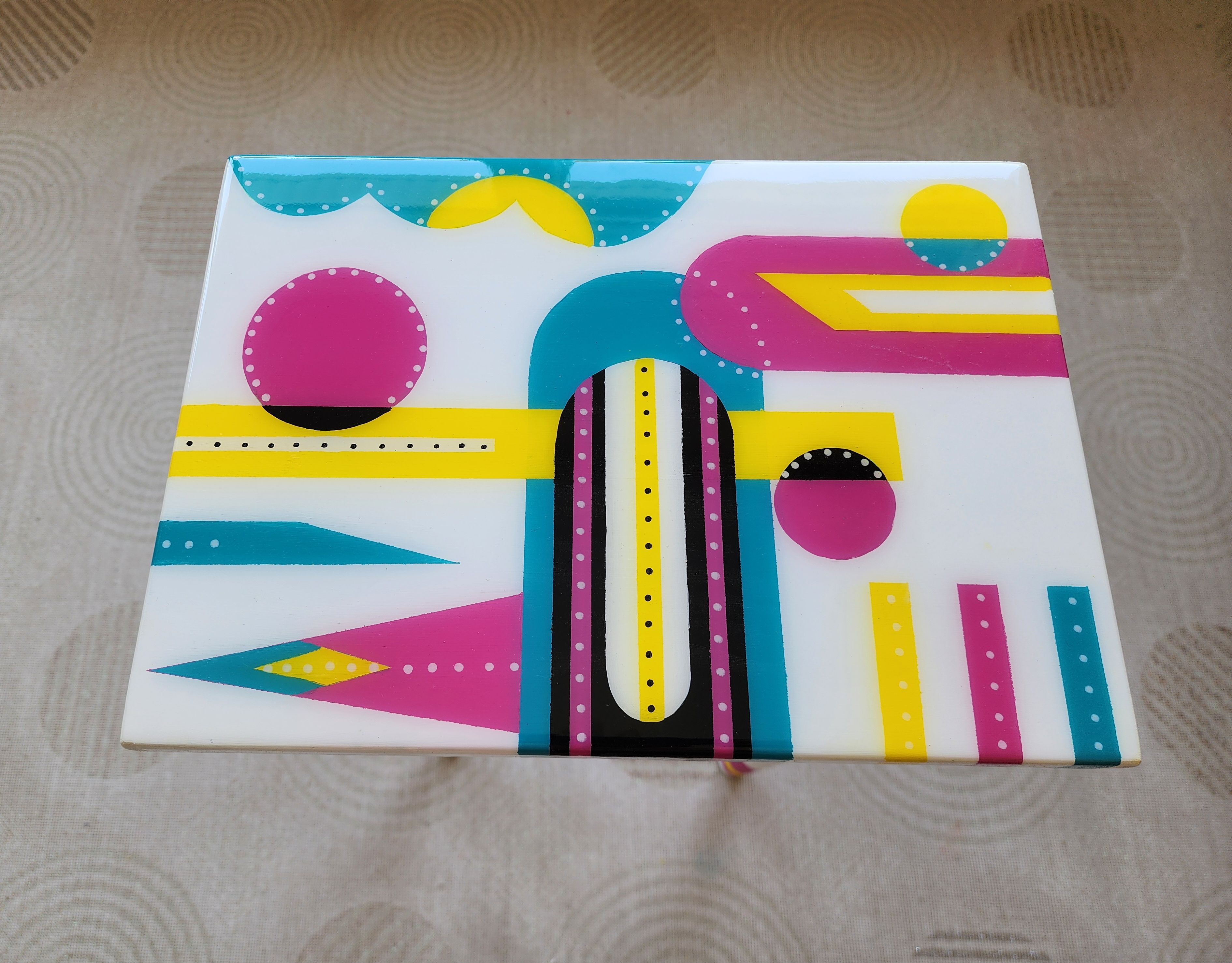 Colorful Cute Resin Side Coffee Table