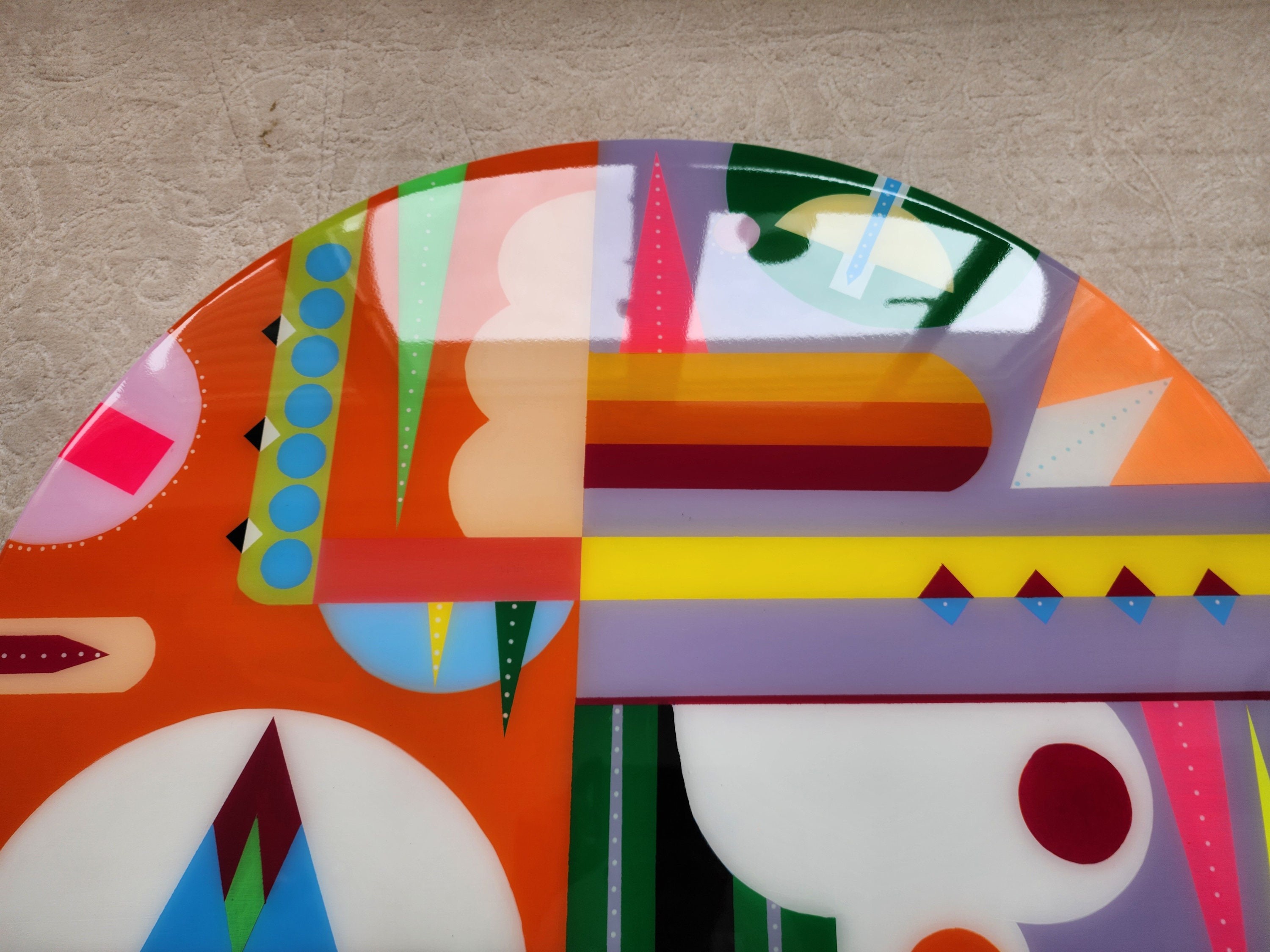 Round Wood Handmade Colorful Painted Epoxy Resin Table Top For Living Room Dinning Room Center Bedroom Office Custom Retro Artwork Table Top