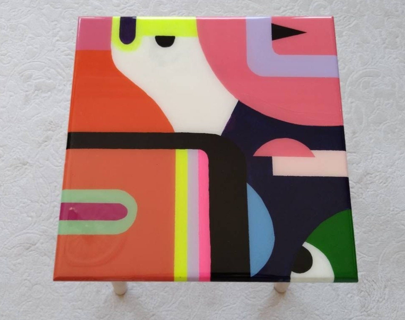 Colorful Funky Epoxy Resin Side End Coffee Table, Unusual Square Mid Century Modern Retro Vintage Cool Bedside Entryway Pink Art Sofa Table