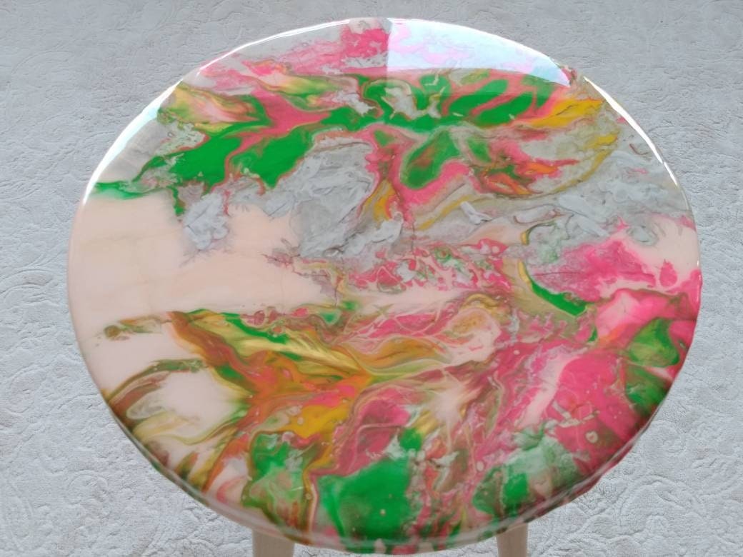Small Boho Side Sofa Resin Coffee Table, Round Silver Green Modern Unique Epoxy End Bedside Bedroom Rustic Furniture Wood Art Coffee Table