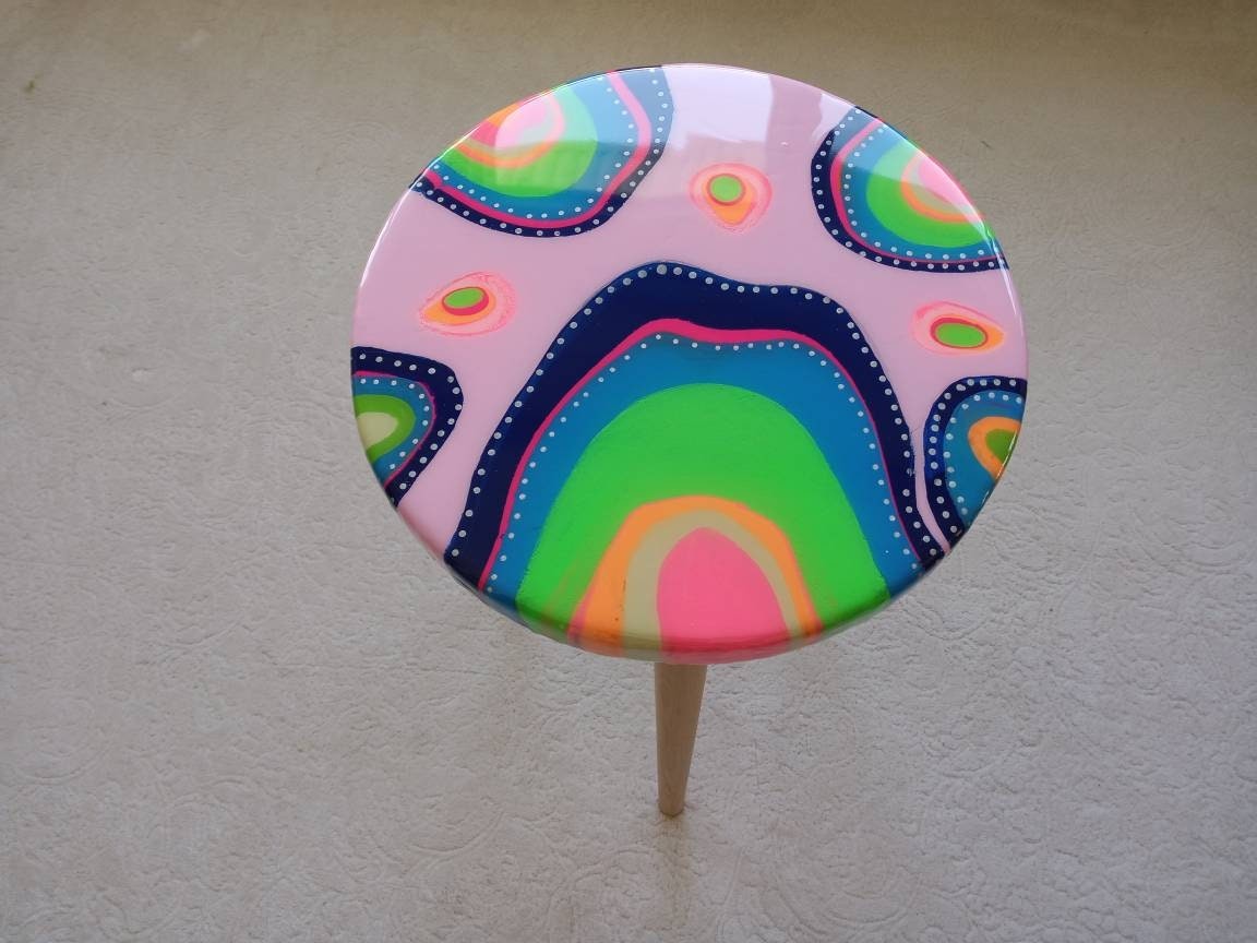 Vibrant Funky Groovy Epoxy Resin Side End Tables,Colorful Rainbow Retro Modern Unique Eclectic Abstract Sofa Art Design Cool Coffee Tables
