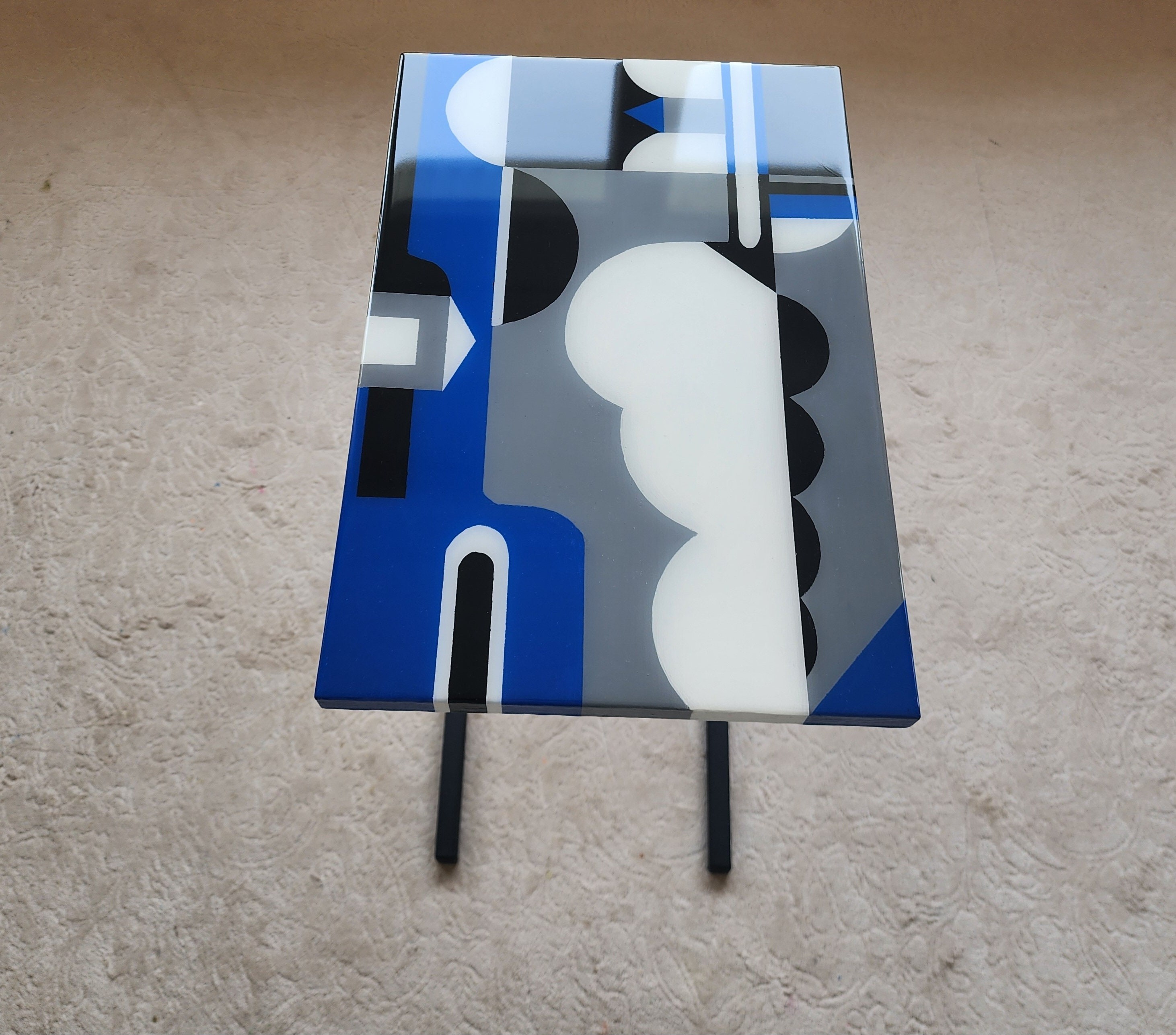 Colorful C Shaped Side/End Epoxy Resin Table, Modern Abstract Painted Coffee Table For Living Room,Laptop Stand, Wood Sofa Couch Art Table