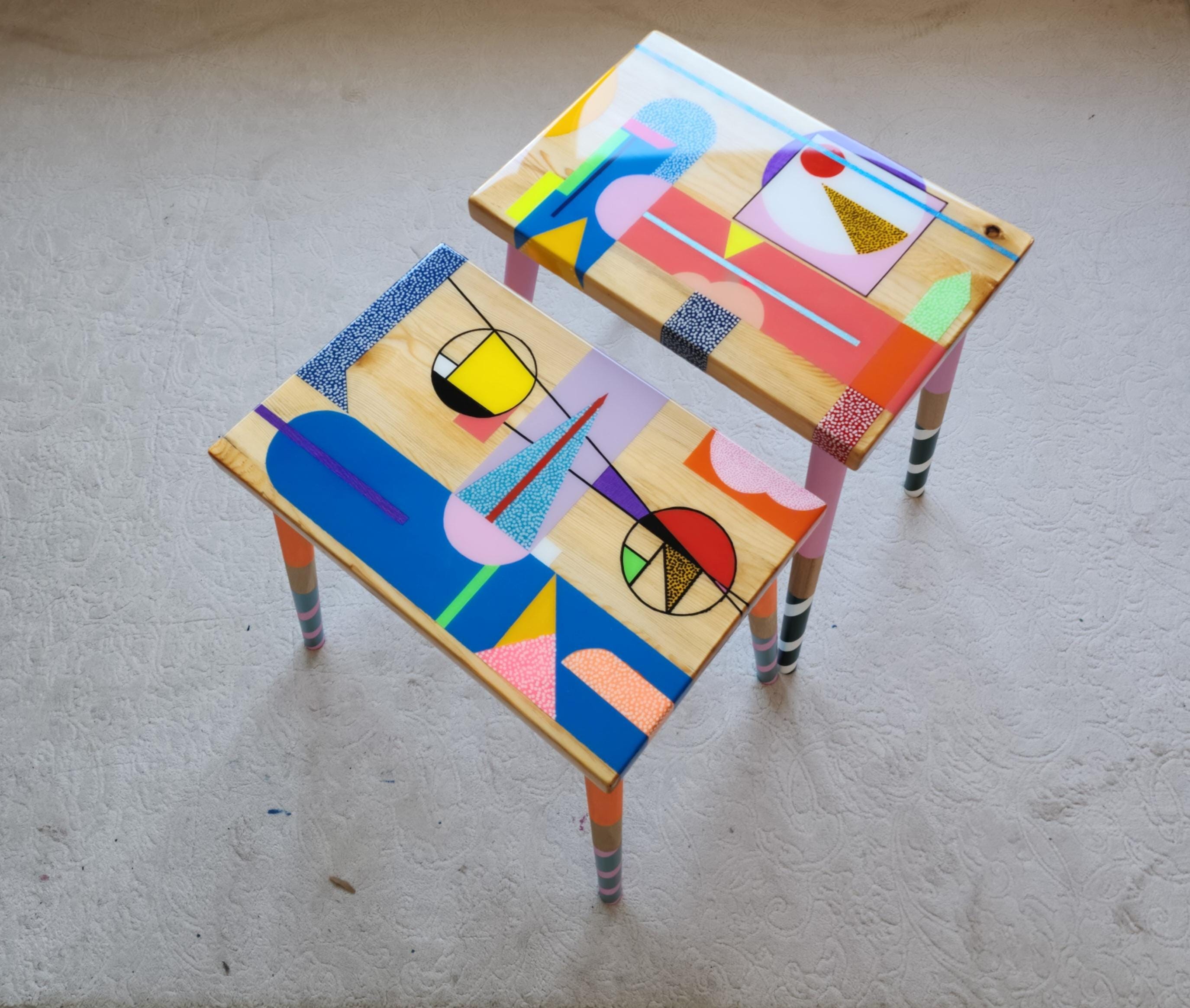 Colorful Pink Blue Painted Funky Resin Side Art Coffee Tables,Unique Abstract Bedside Living Room Entryway Boho MCM Quirky Epoxy Cute Table
