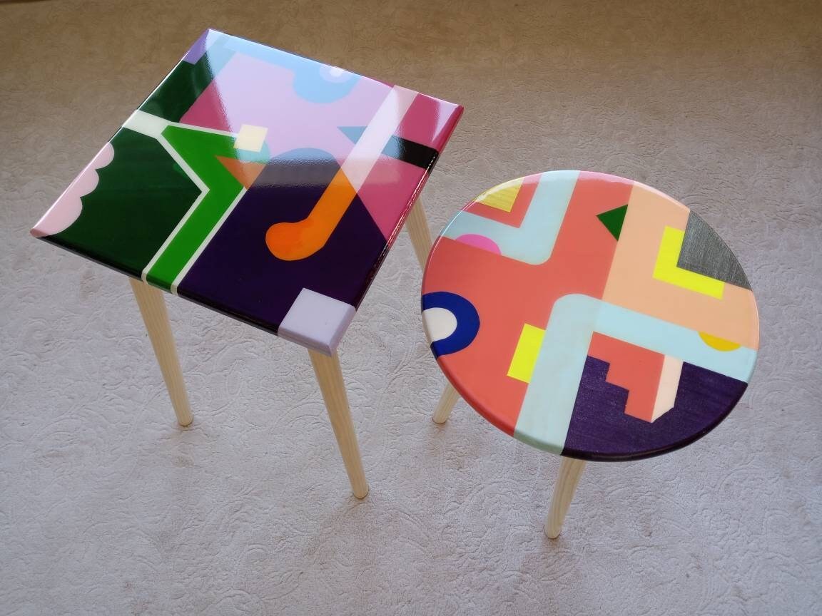 Small Square Round Resin Funky Side Tables,Pink Blue Green Contemporary Abstract Design Modern Unique Wooden Sofa End Epoxy Art Coffee Table