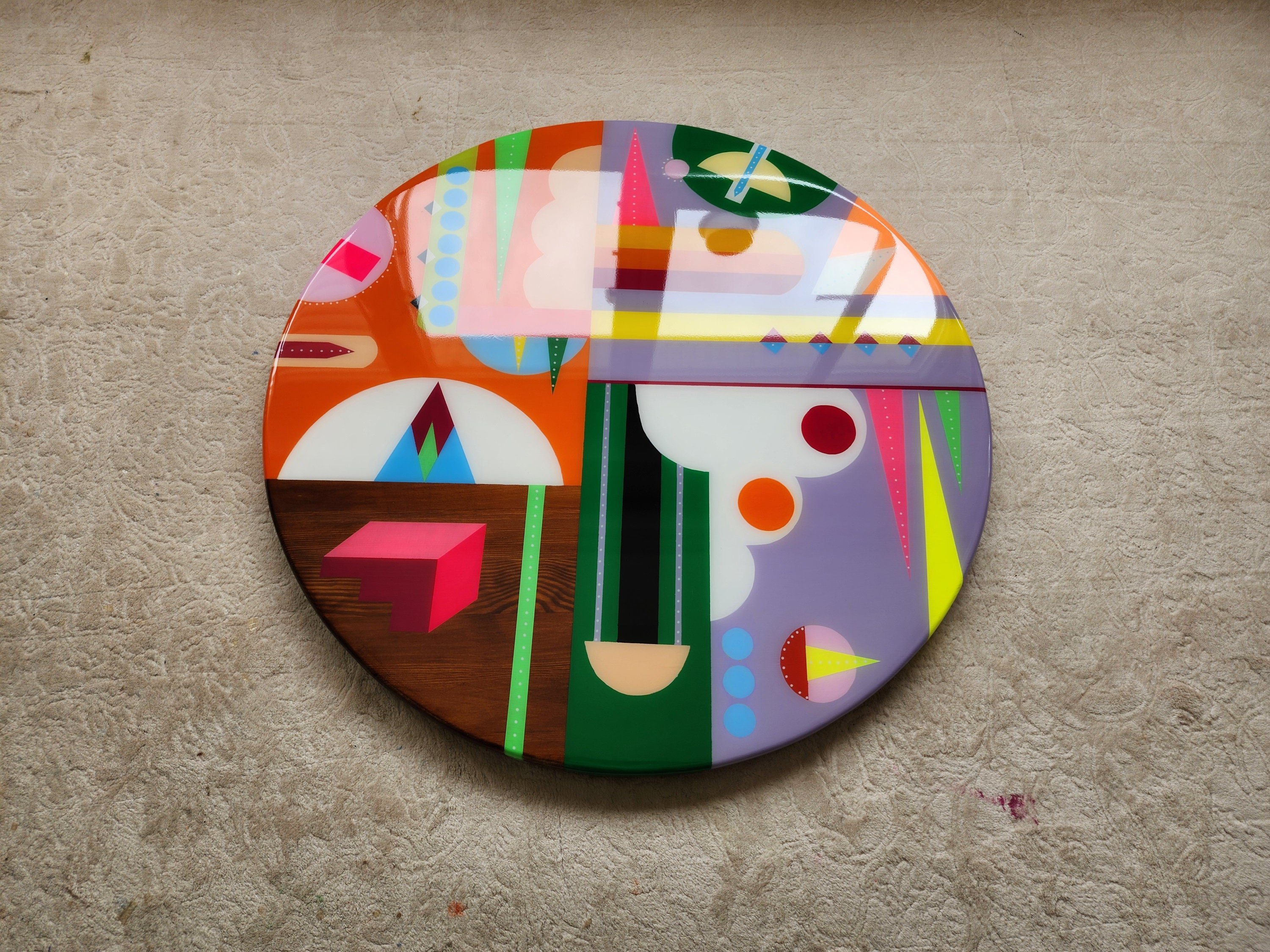 Round Wood Handmade Colorful Painted Epoxy Resin Table Top For Living Room Dinning Room Center Bedroom Office Custom Retro Artwork Table Top