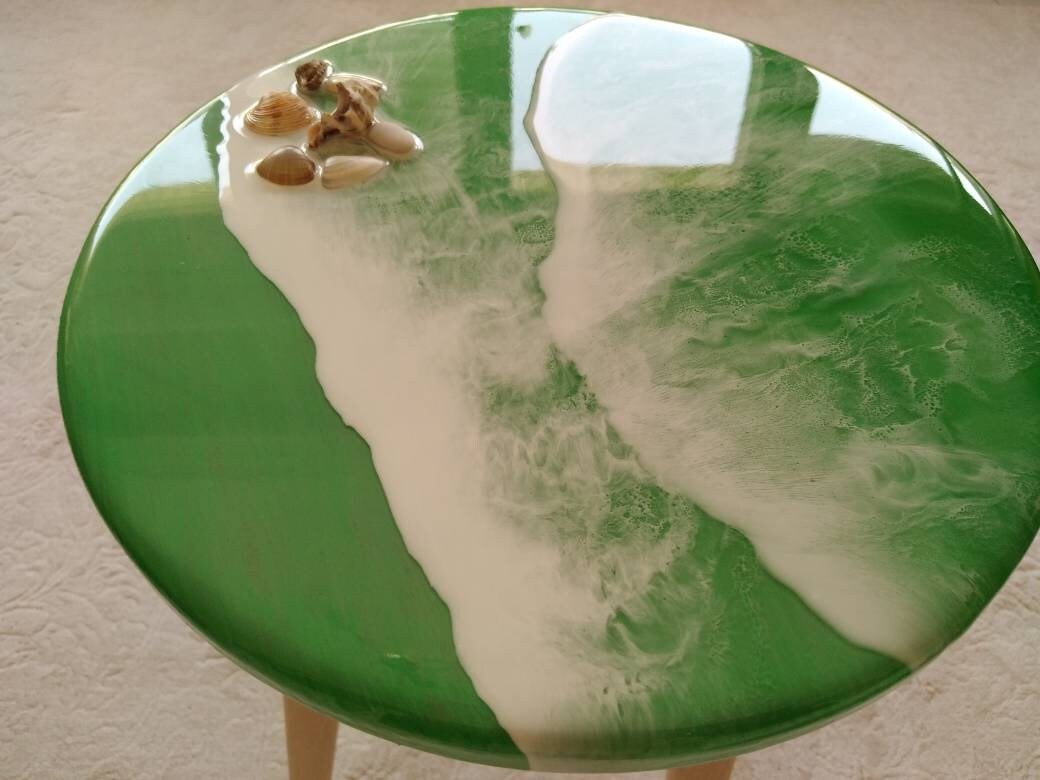 Round Small Resin Ocean Wave Coffee Table, Green Modern Wooden Side Sofa End Unique Coffee Table, Shells,Living Room, Bedroom Bedside Table