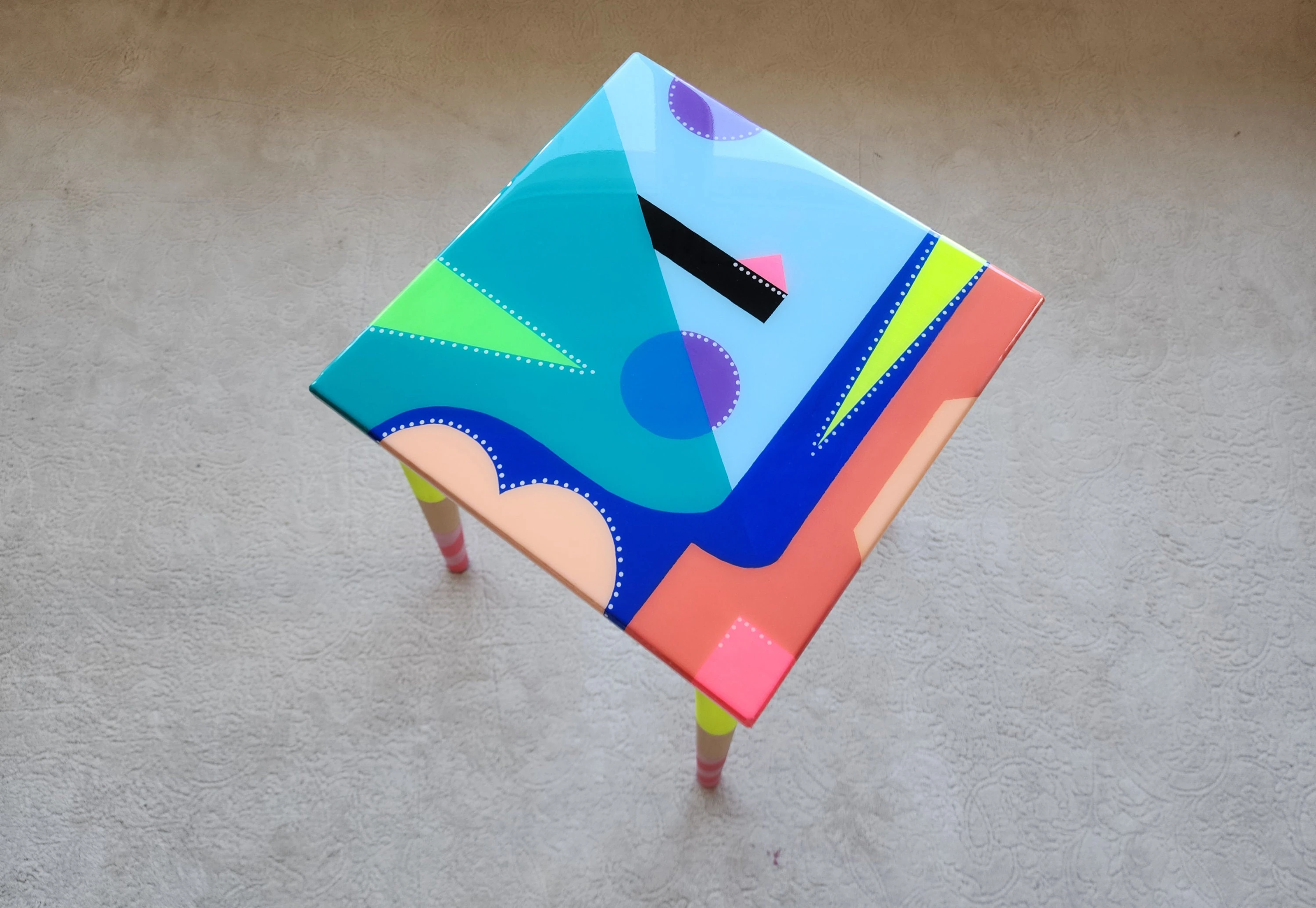 Unusual Pink Blue Funky Colorful Side Narrow Resin Coffee Tables,Maximalist Eclectic Abstract Cool Neon Painted Leg Epoxy Boho Pop Art Table
