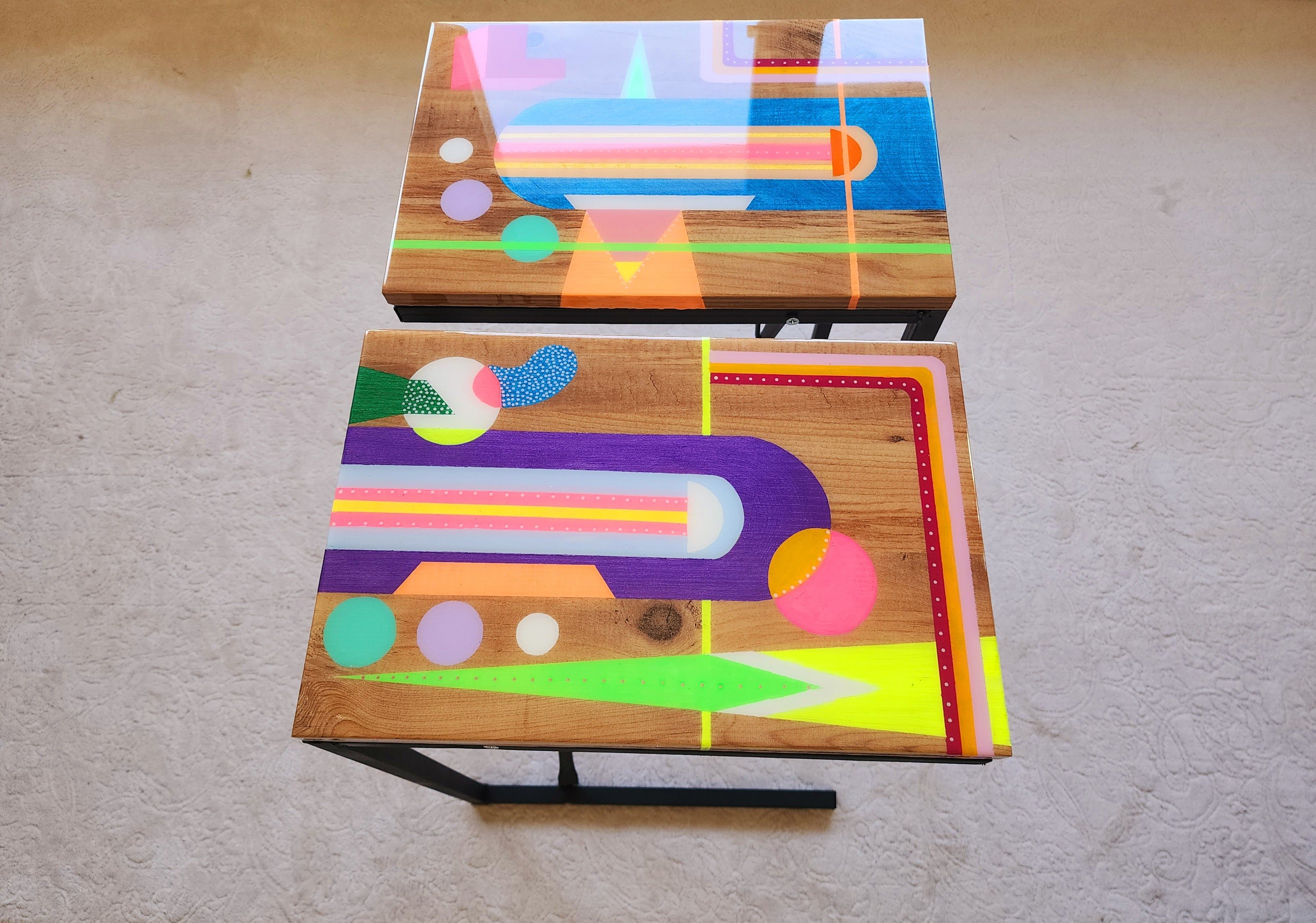 Mid Century Modern Epoxy Resin Couch C Tables,Painted Boho Retro Chic with Abstract Colorful Pink & Blue Designs,Eclectic Cool Coffee Table