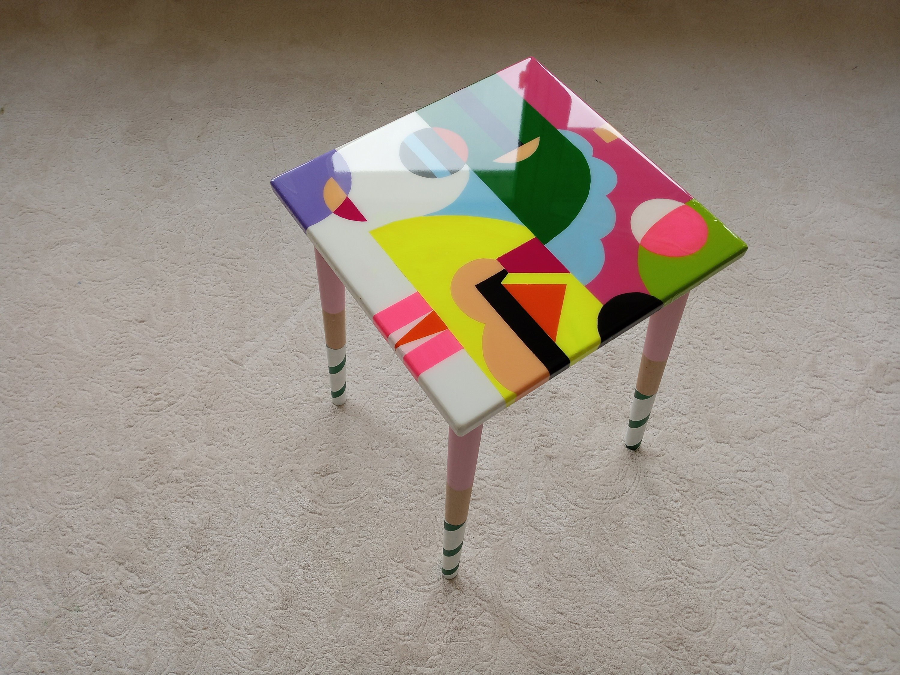 Square Colorful Funky Abstract Boho Resin Table,Pink Purple Groovy Vibrant Wood Rainbow Retro Hippi End Side Cool Luxury Center Coffee Table