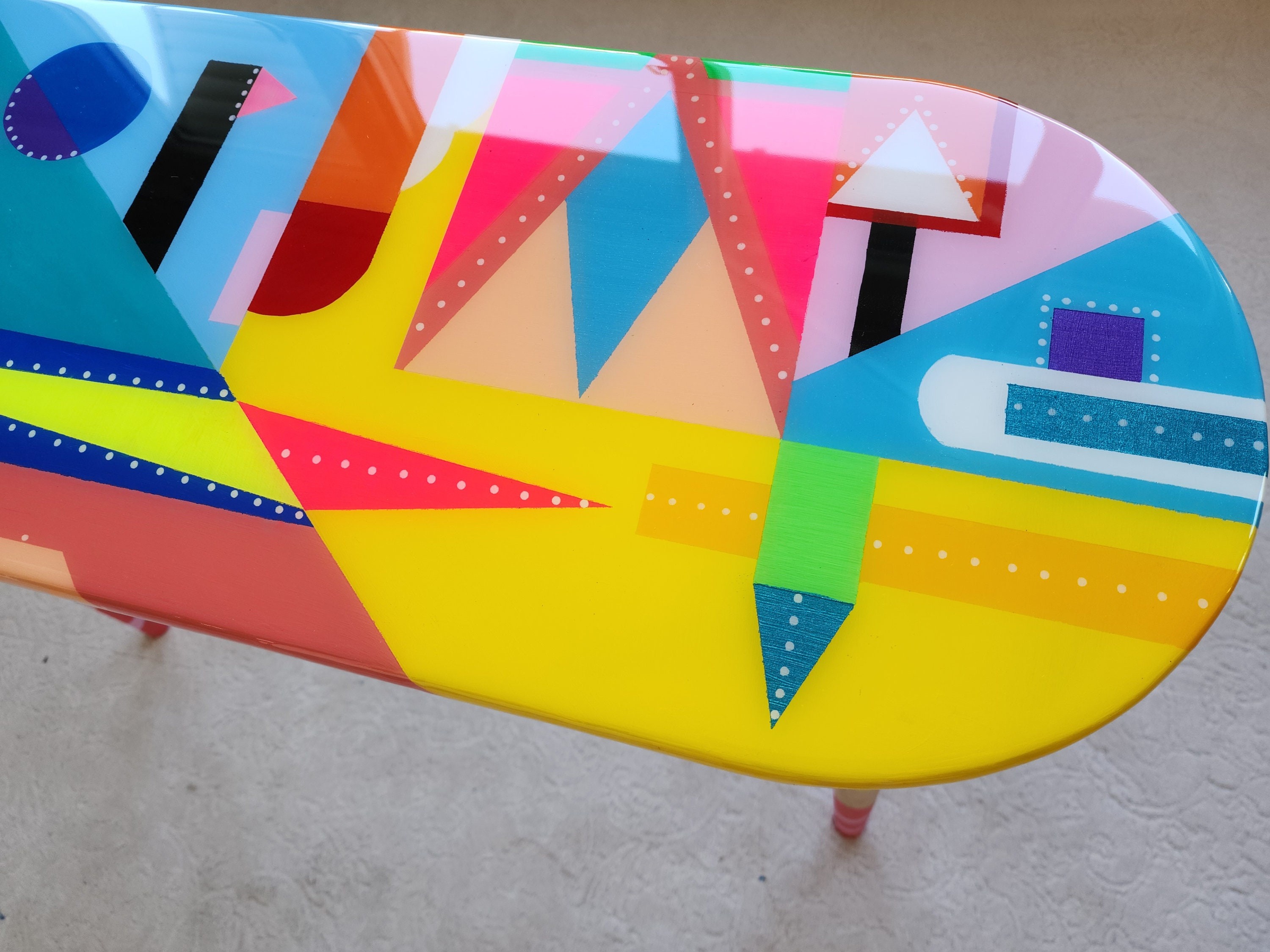 Oval Wooden Pink Epoxy Resin Cool Art Side Coffee Table
