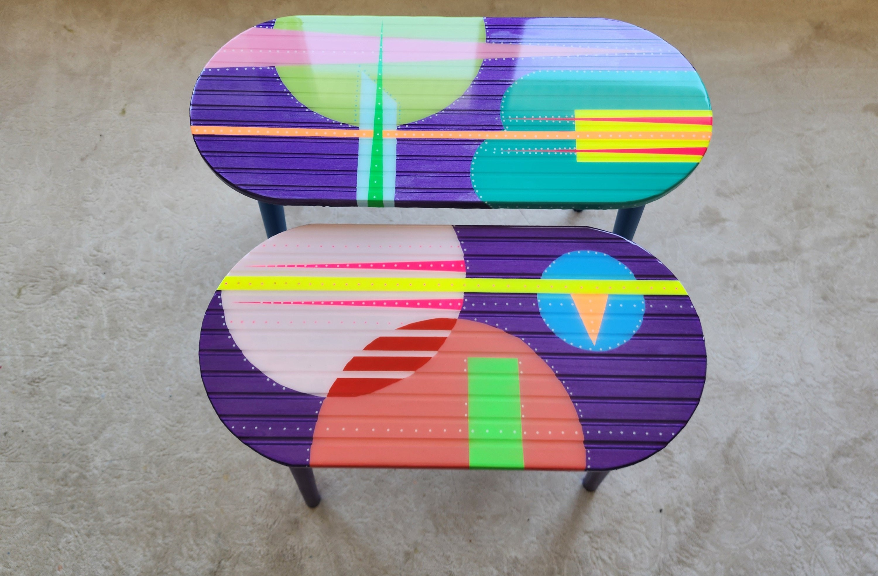 Oval Colorful Purple Pink Epoxy Resin Side Funky Tables, Abstract Modern Geometric  Cool Bedside Retro Vintage Pop Art Center Coffee Tables