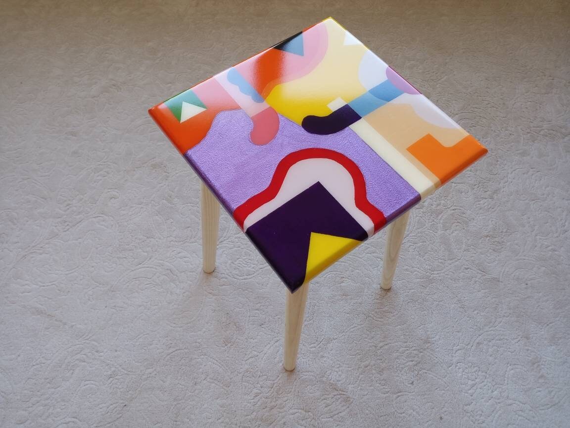 Pink Purple Boho Resin Side End Coffee Tables, Unique Wood Bedside Living Room Modern Funky Epoxy Painted Unique Abstract Coffee Table Gift