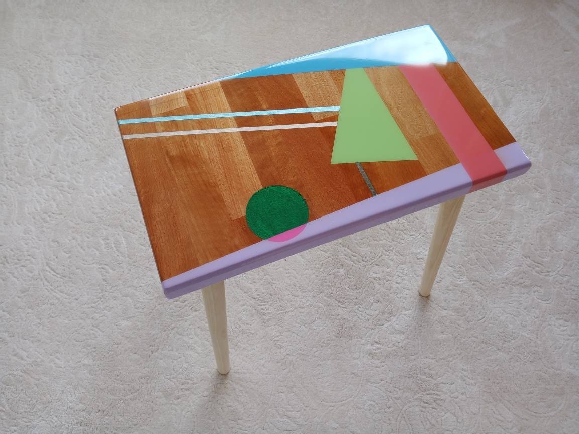 Wooden Blue Resin Boho Side Coffee Table,Modern Small Pink Epoxy Wood Unique End Sofa Abstract Bedside Living Room Bedroom Art Coffee Tables
